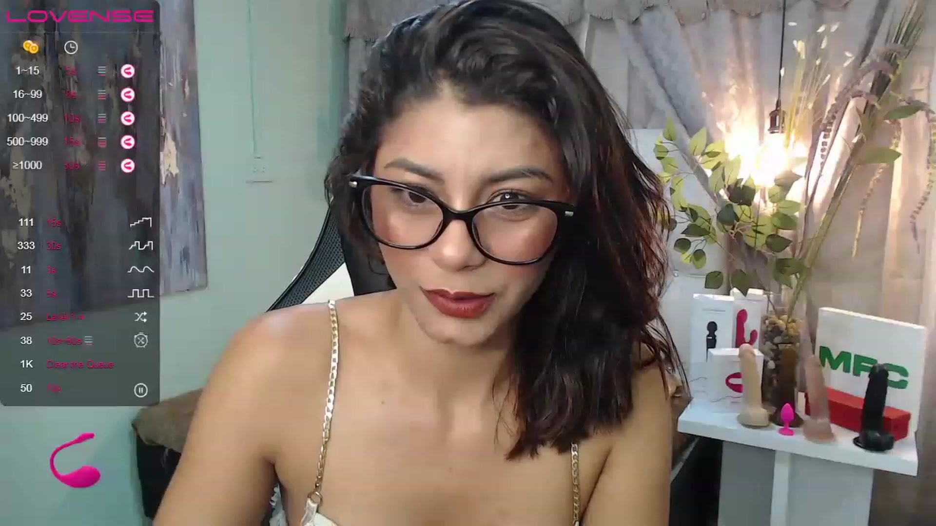 Gallery image thumbnail from Sara__Ruiz's myfreecams stream on, 05/31/2023, 16:32 image 1 of 20