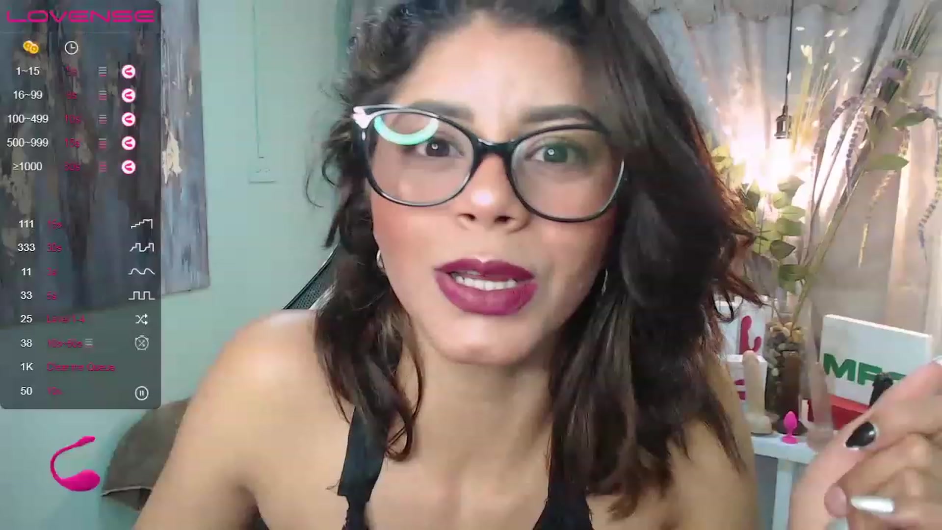 Gallery image thumbnail from Sara__Ruiz's myfreecams stream on, 06/03/2023, 14:06 image 19 of 20