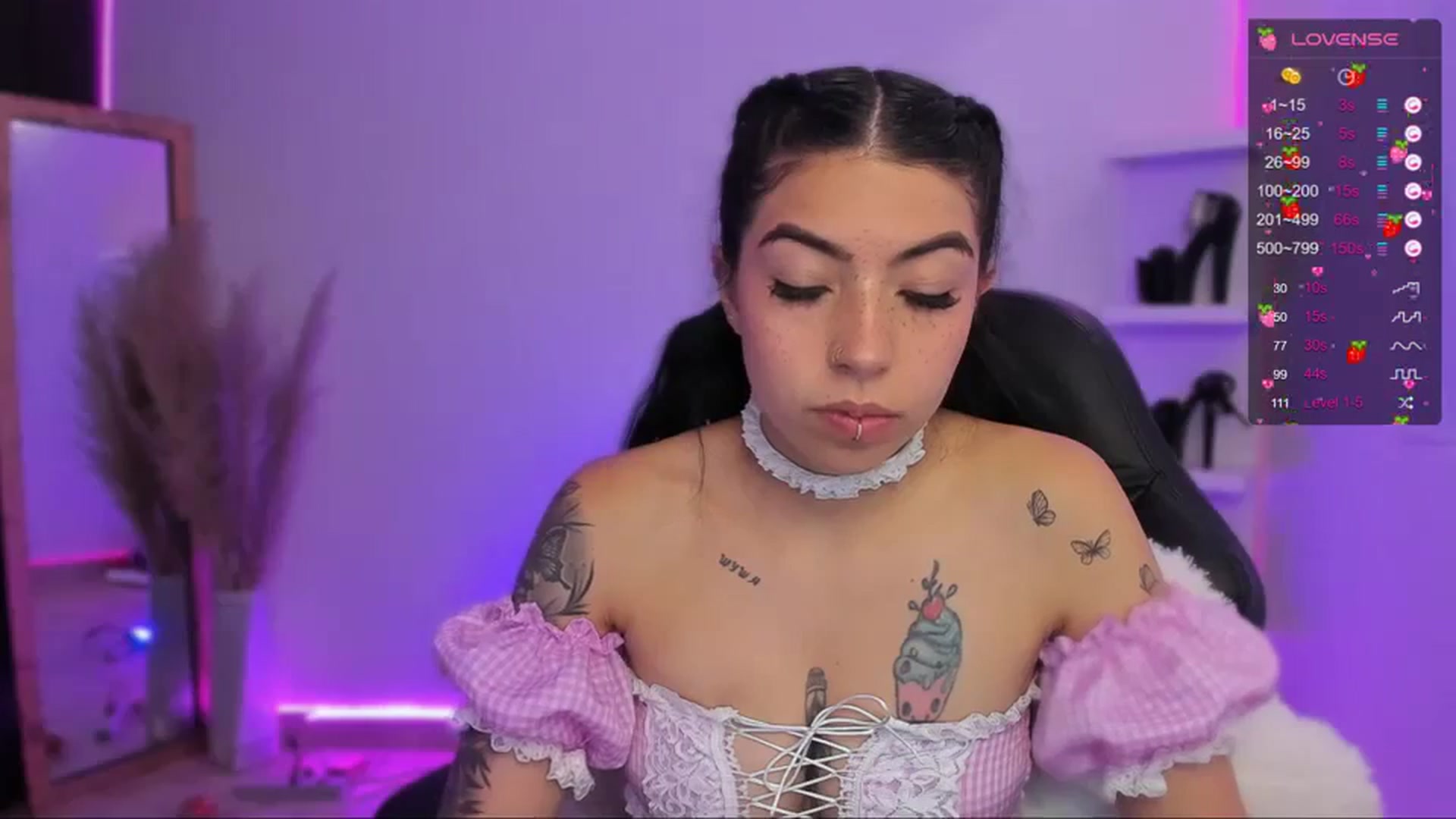 Gallery image thumbnail from SaraaDesire's myfreecams stream on, 03/16/2024, 16:32 image 9 of 20