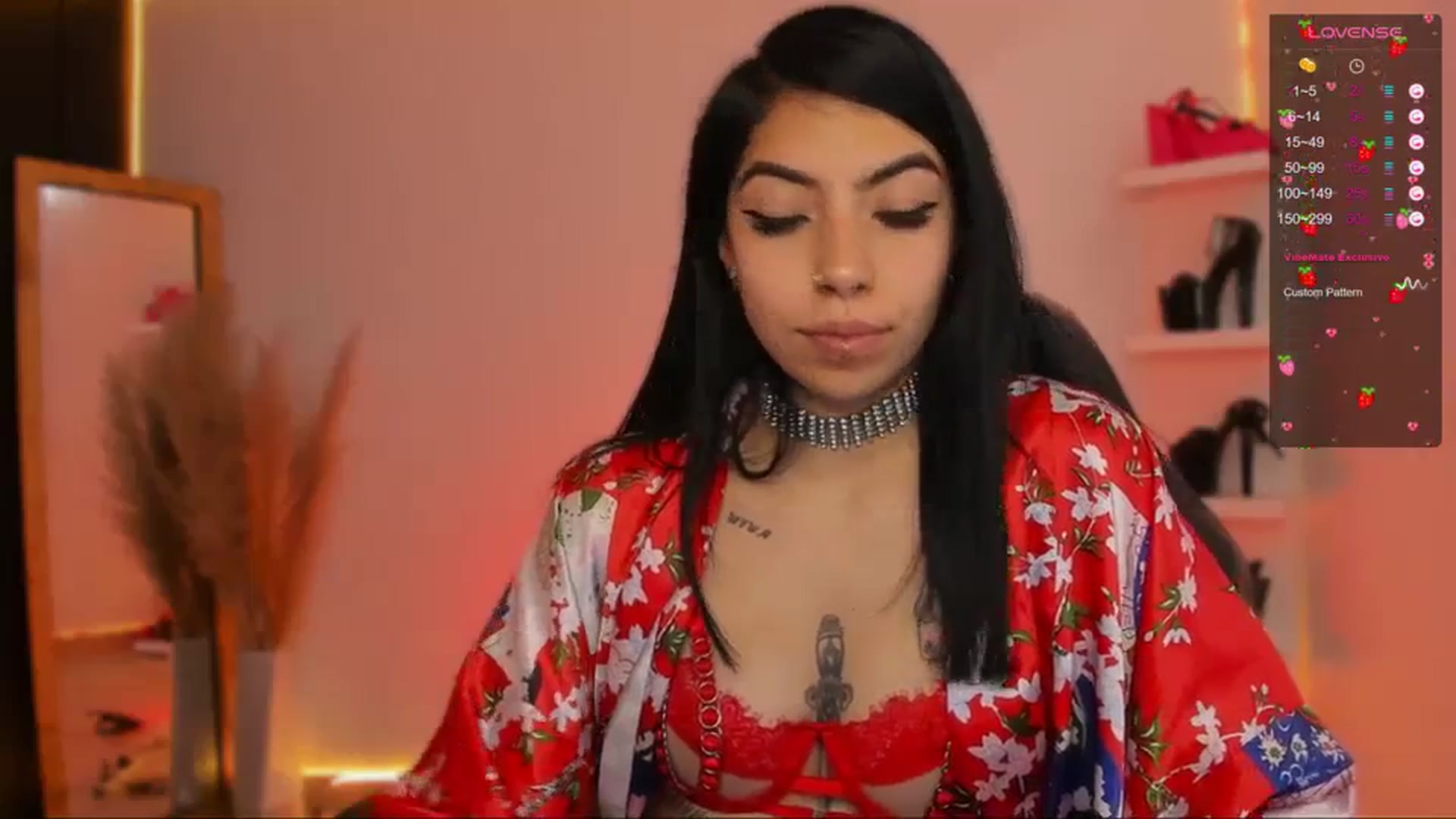 Gallery image thumbnail from SaraaDesire's myfreecams stream on, 03/20/2024, 16:10 image 10 of 20