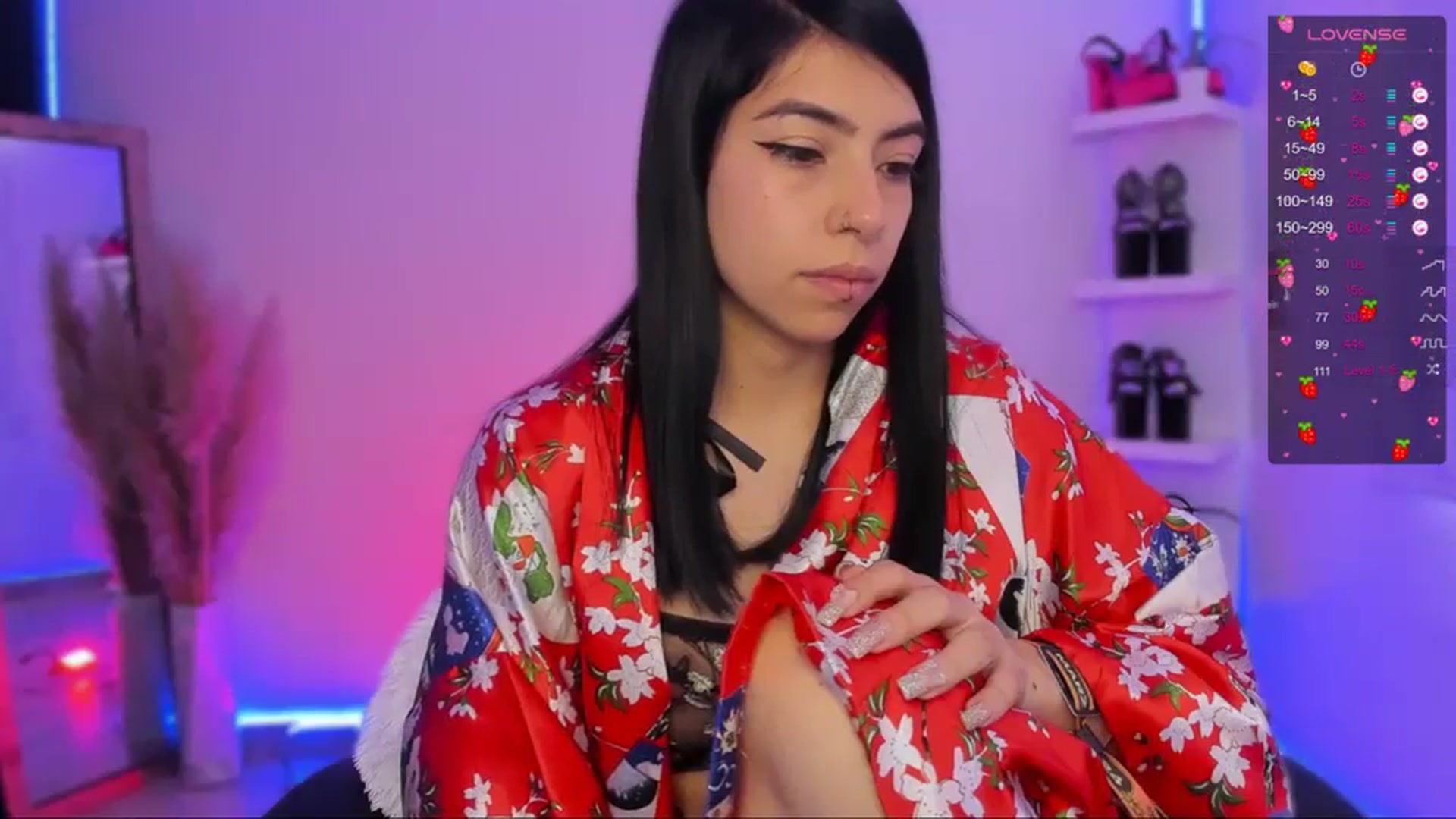 Gallery image thumbnail from SaraaDesire's myfreecams stream on, 03/27/2024, 15:19 image 19 of 20
