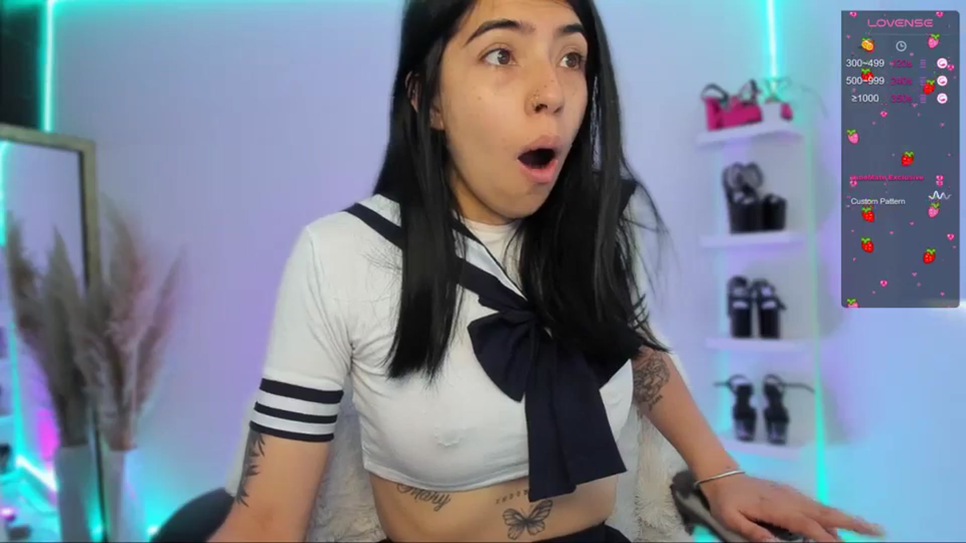 Gallery image thumbnail from SaraaDesire's myfreecams stream on, 03/30/2024, 16:48 image 5 of 20