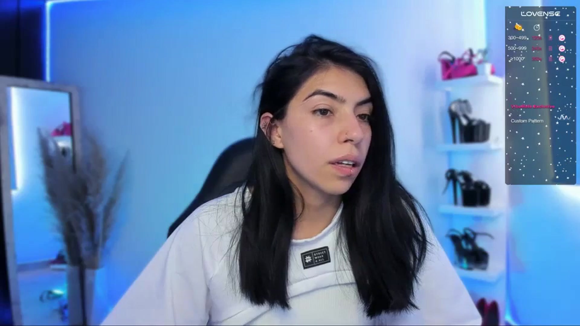 Gallery image thumbnail from SaraaDesire's myfreecams stream on, 04/02/2024, 20:32 image 11 of 20