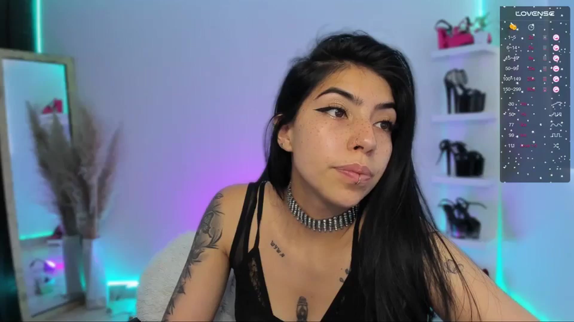 Gallery image thumbnail from SaraaDesire's myfreecams stream on, 04/03/2024, 19:53 image 17 of 20