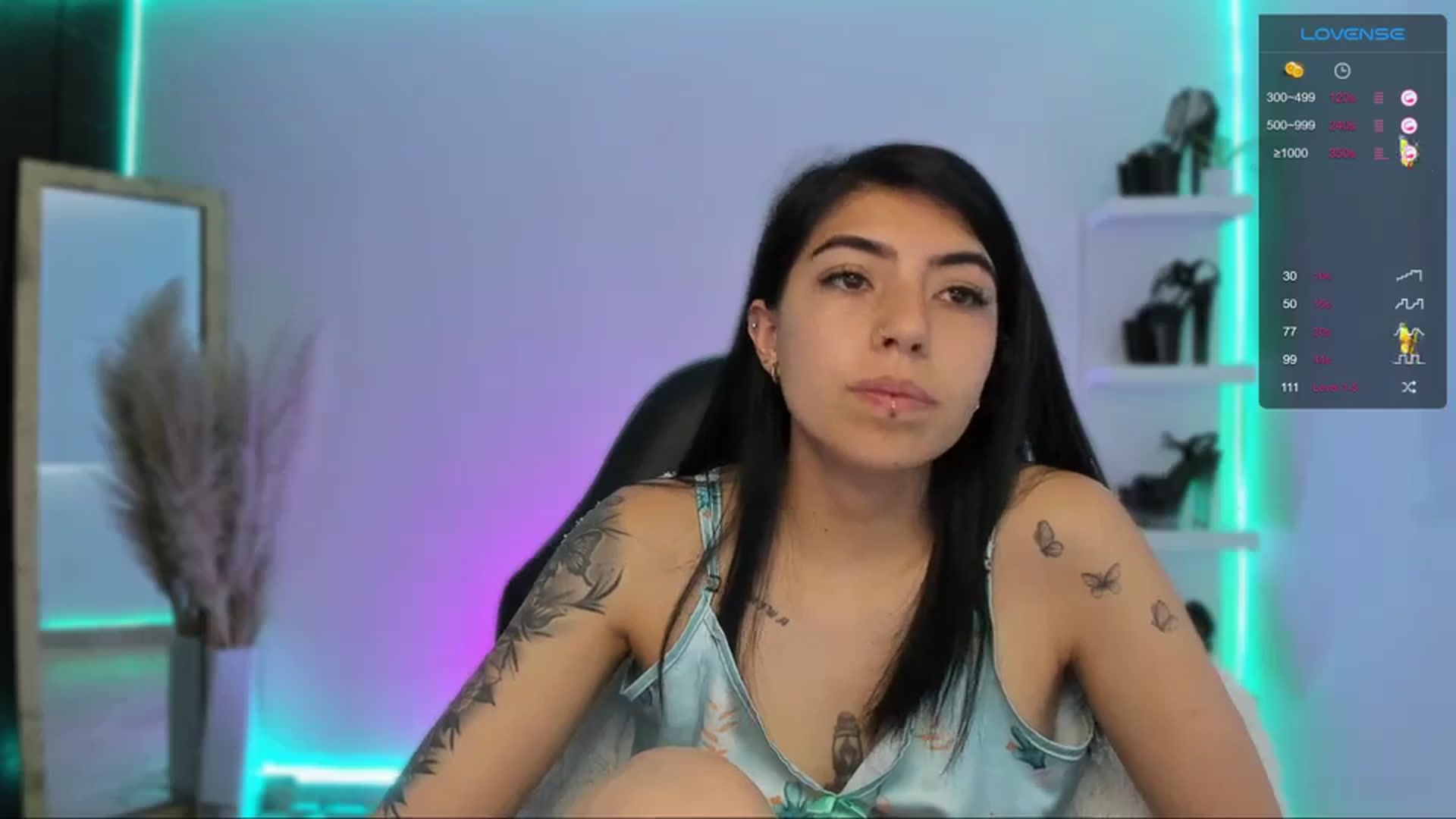 Gallery image thumbnail from SaraaDesire's myfreecams stream on, 04/14/2024, 17:29 image 5 of 20