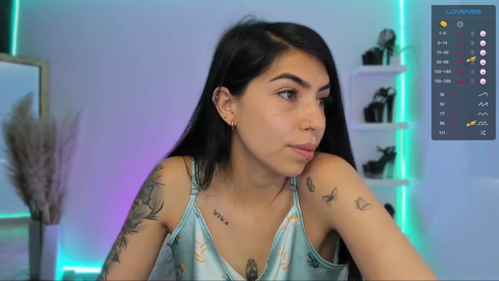 Gallery image thumbnail from SaraaDesire's myfreecams stream on, 04/14/2024, 17:29 image 8 of 20