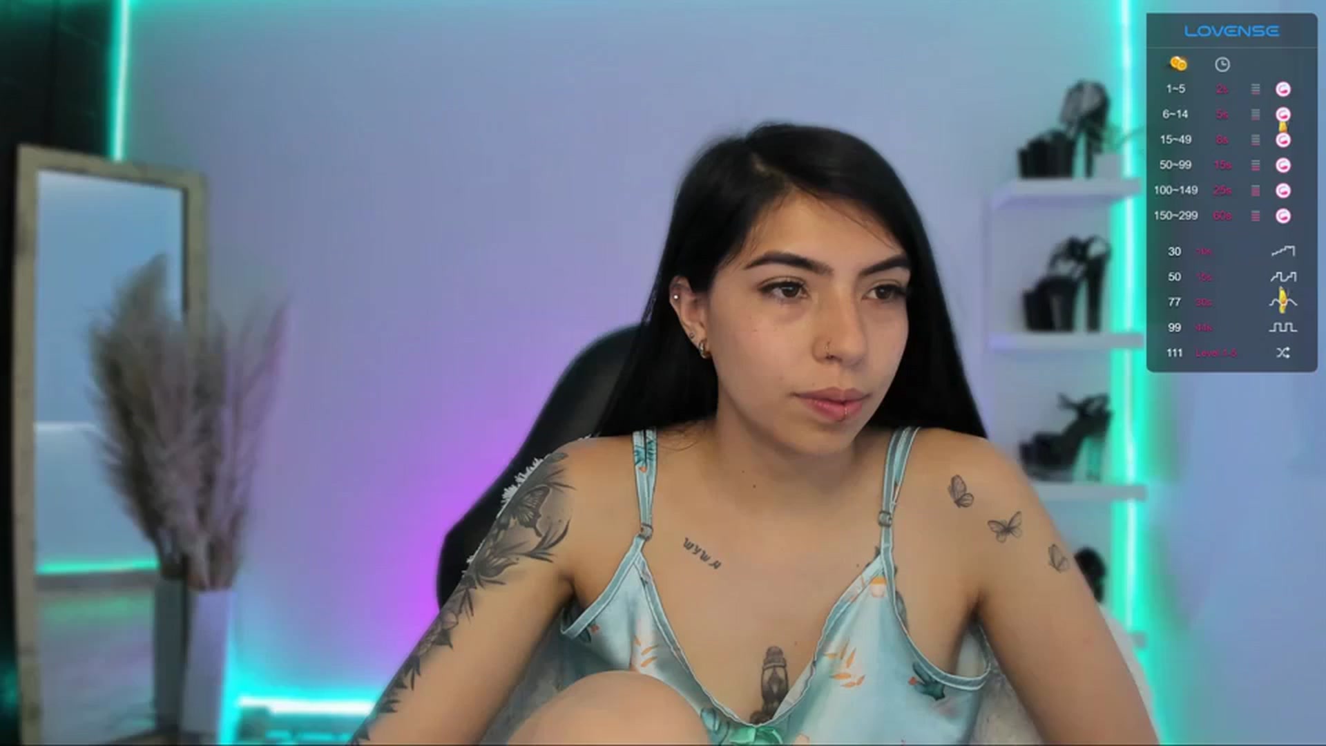 Gallery image thumbnail from SaraaDesire's myfreecams stream on, 04/14/2024, 17:29 image 1 of 20
