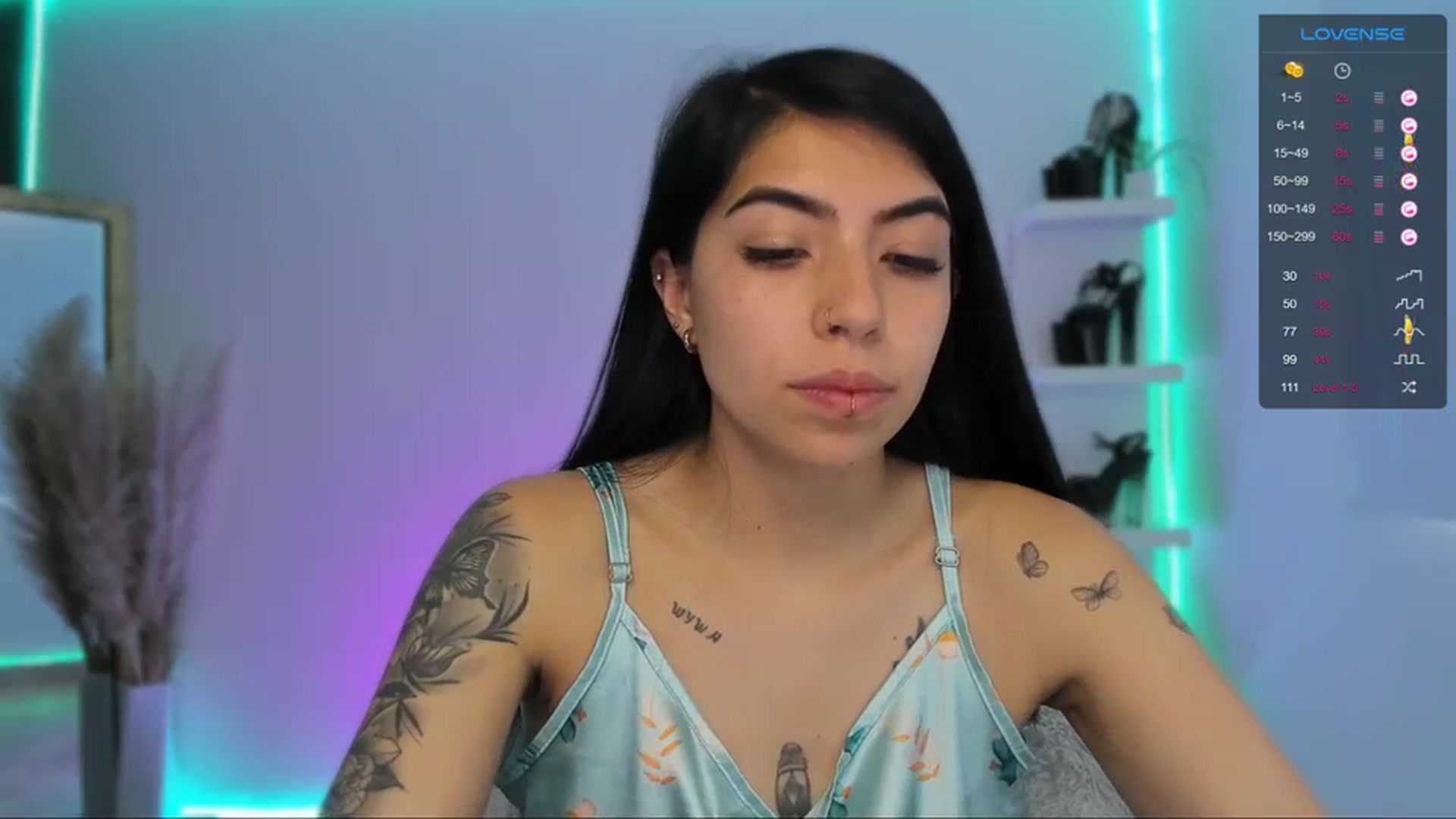 Gallery image thumbnail from SaraaDesire's myfreecams stream on, 04/14/2024, 17:29 image 13 of 20