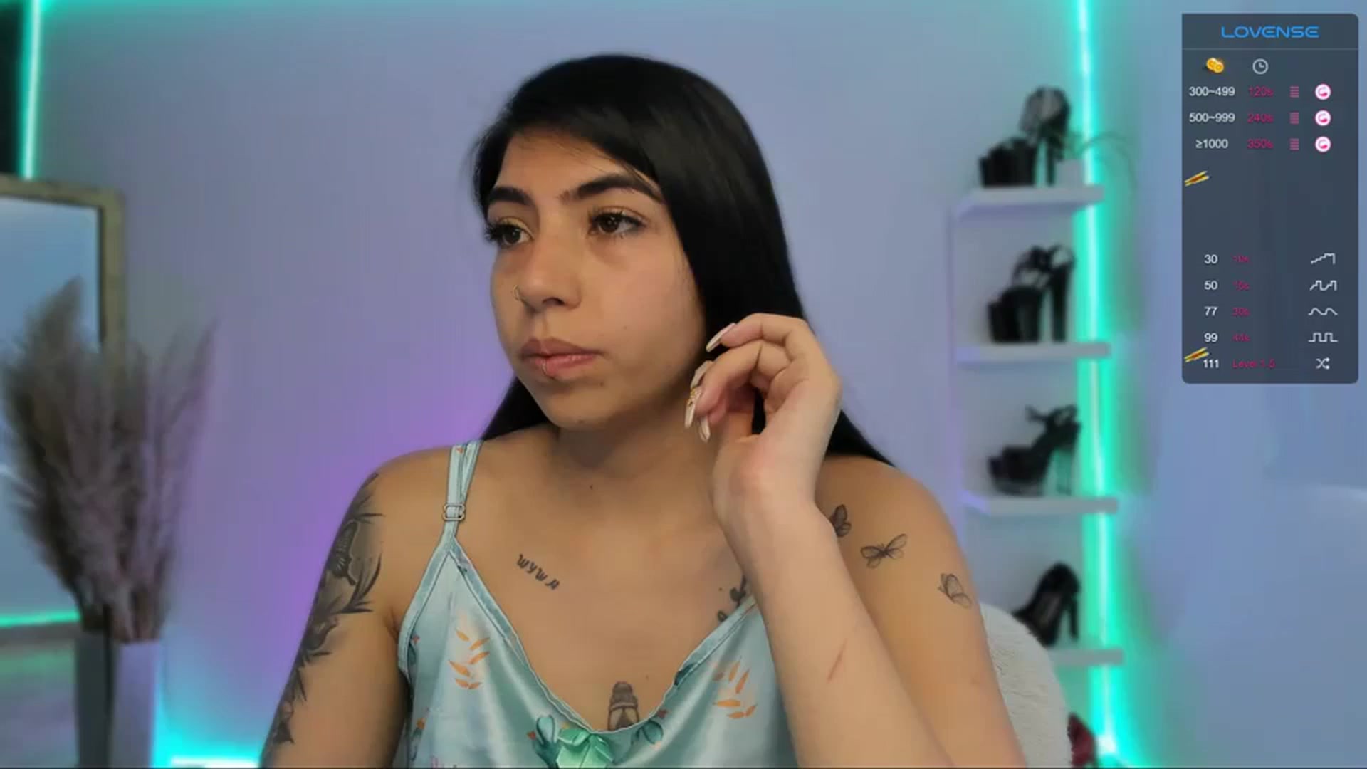 Gallery image thumbnail from SaraaDesire's myfreecams stream on, 04/14/2024, 17:29 image 19 of 20