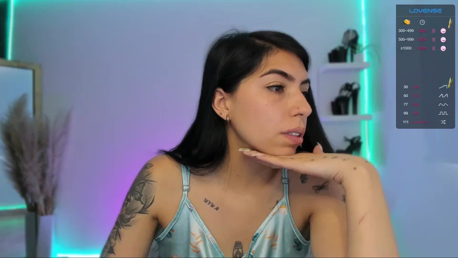 Gallery image thumbnail from SaraaDesire's myfreecams stream on, 04/14/2024, 17:29 image 14 of 20