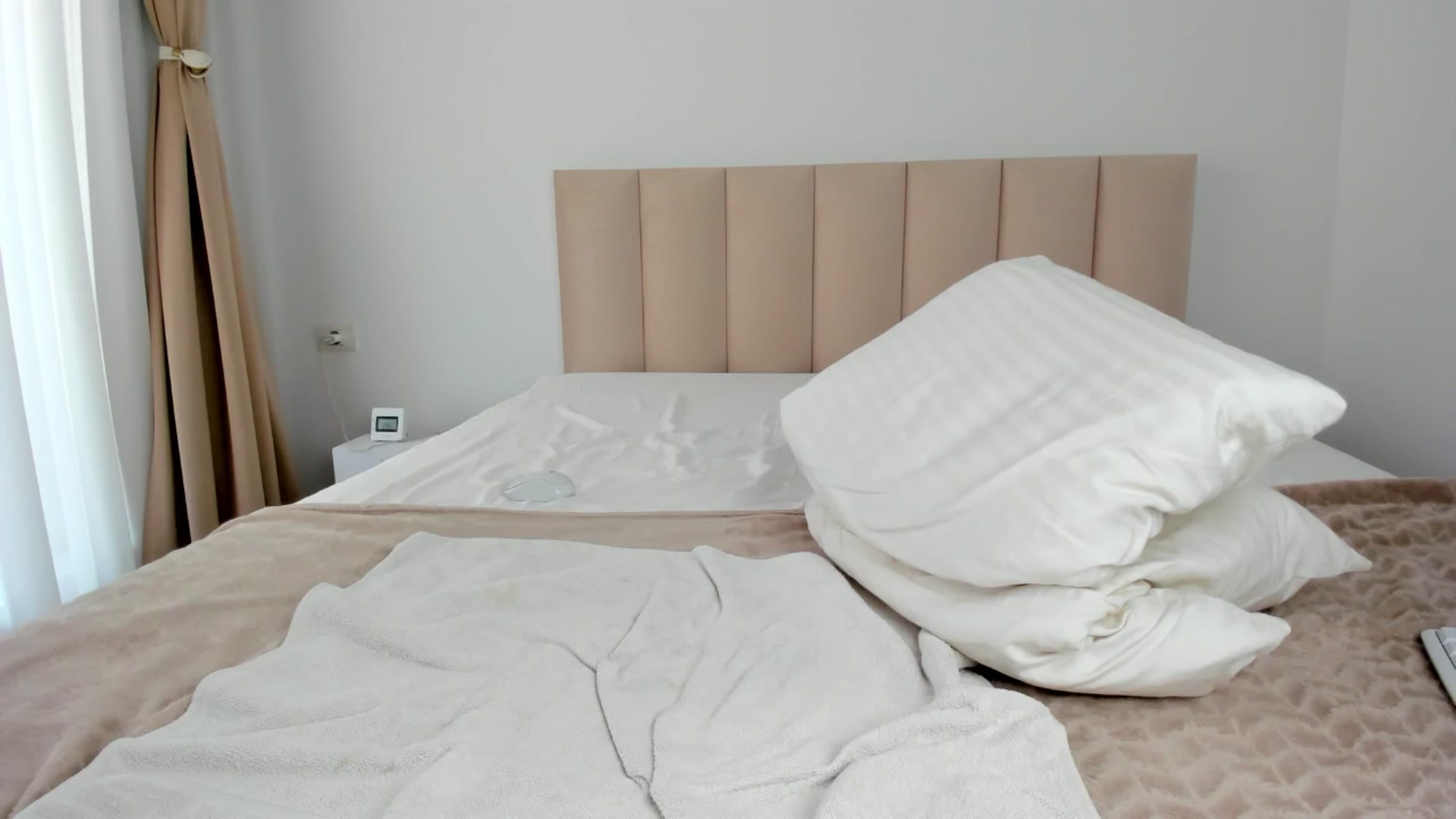 Gallery image thumbnail from Saradiamond01's myfreecams stream on, 08/12/2025, 15:04 image 4 of 20
