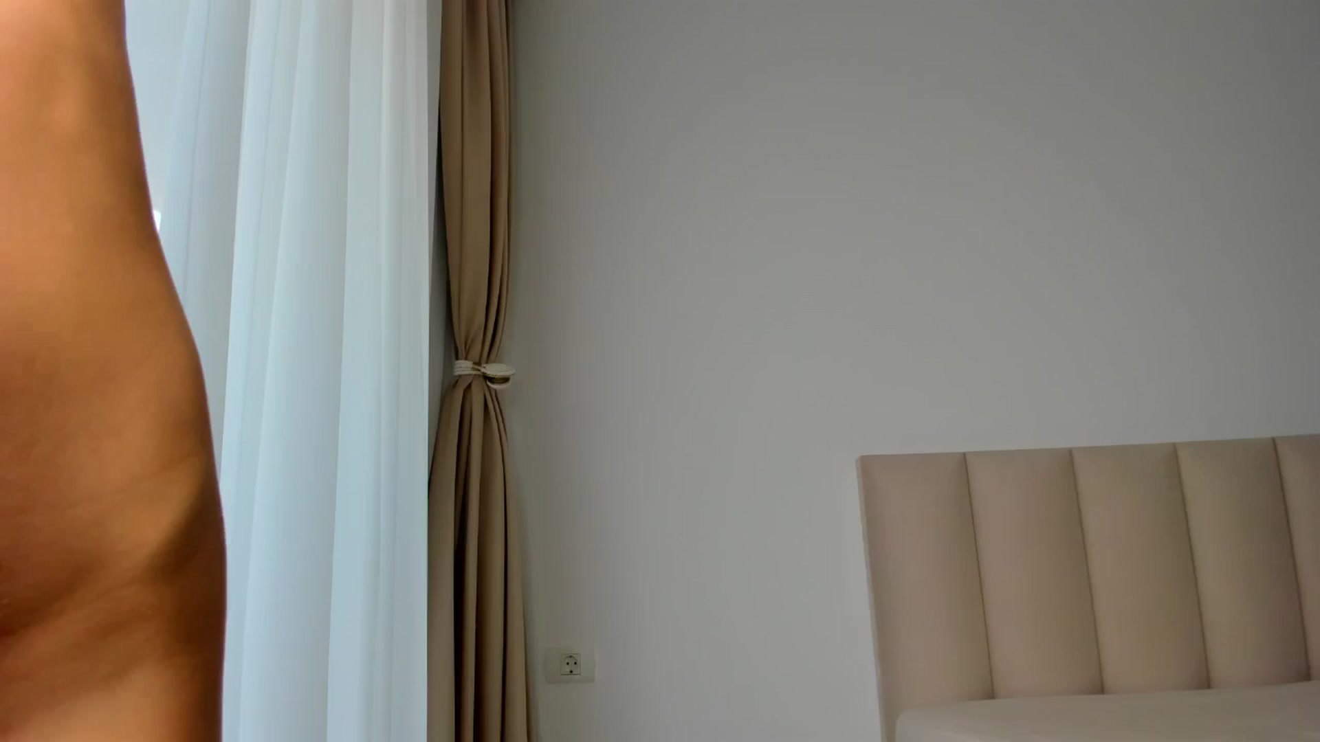 Gallery image thumbnail from Saradiamond01's myfreecams stream on, 08/24/2025, 16:21 image 1 of 20