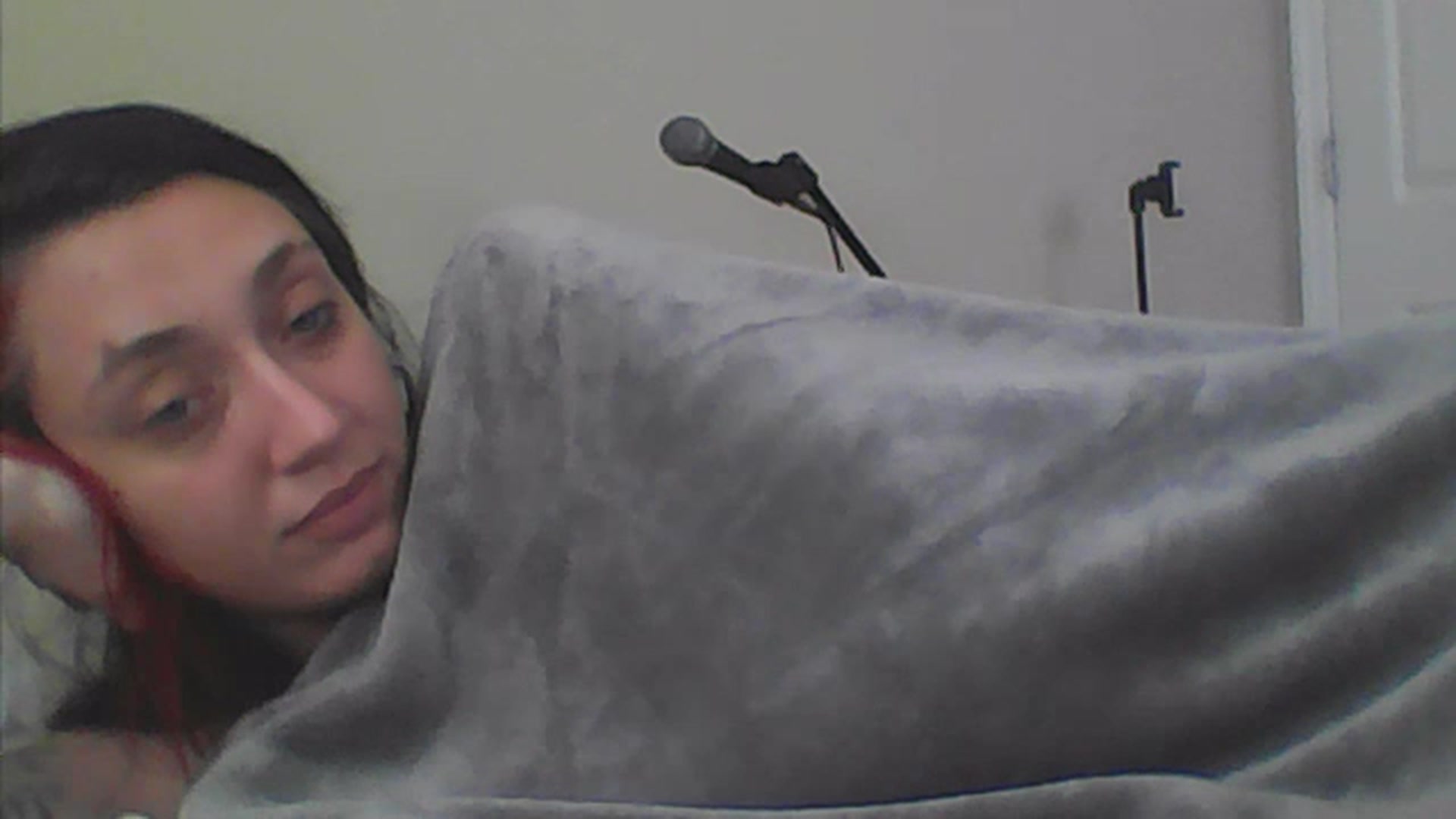 Gallery image thumbnail from Sarafoxxxy's myfreecams stream on, 11/21/2022, 15:06 image 8 of 20