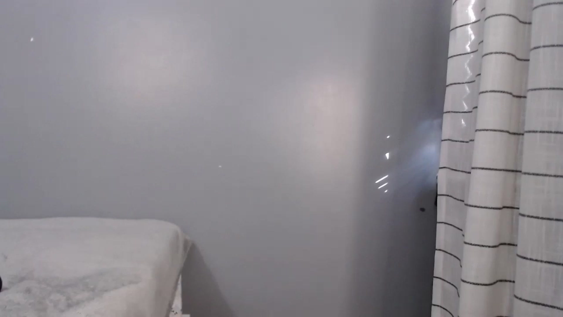 Gallery image thumbnail from Sarah06's myfreecams stream on, 10/14/2024, 20:31 image 15 of 20