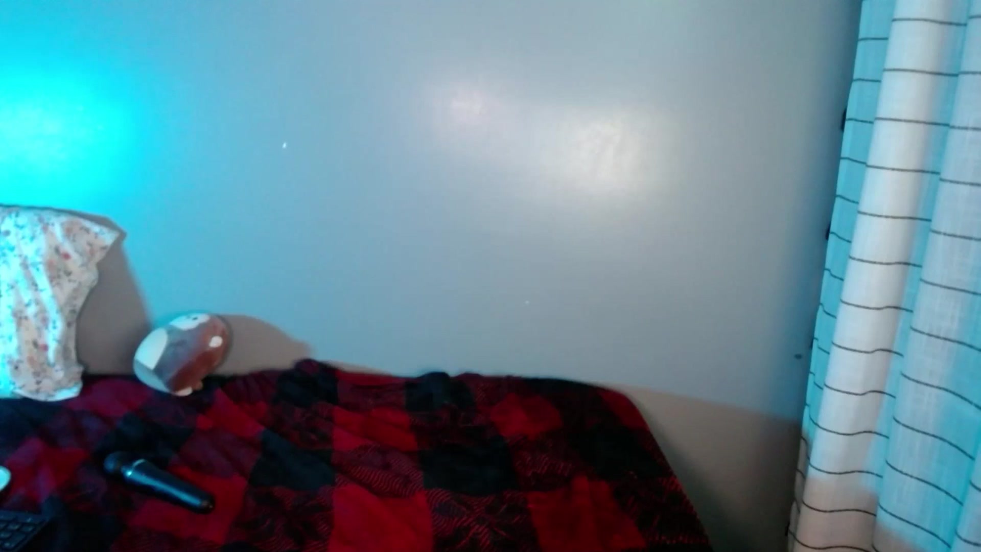 Gallery image thumbnail from Sarah06's myfreecams stream on, 04/29/2025, 24:17 image 15 of 20