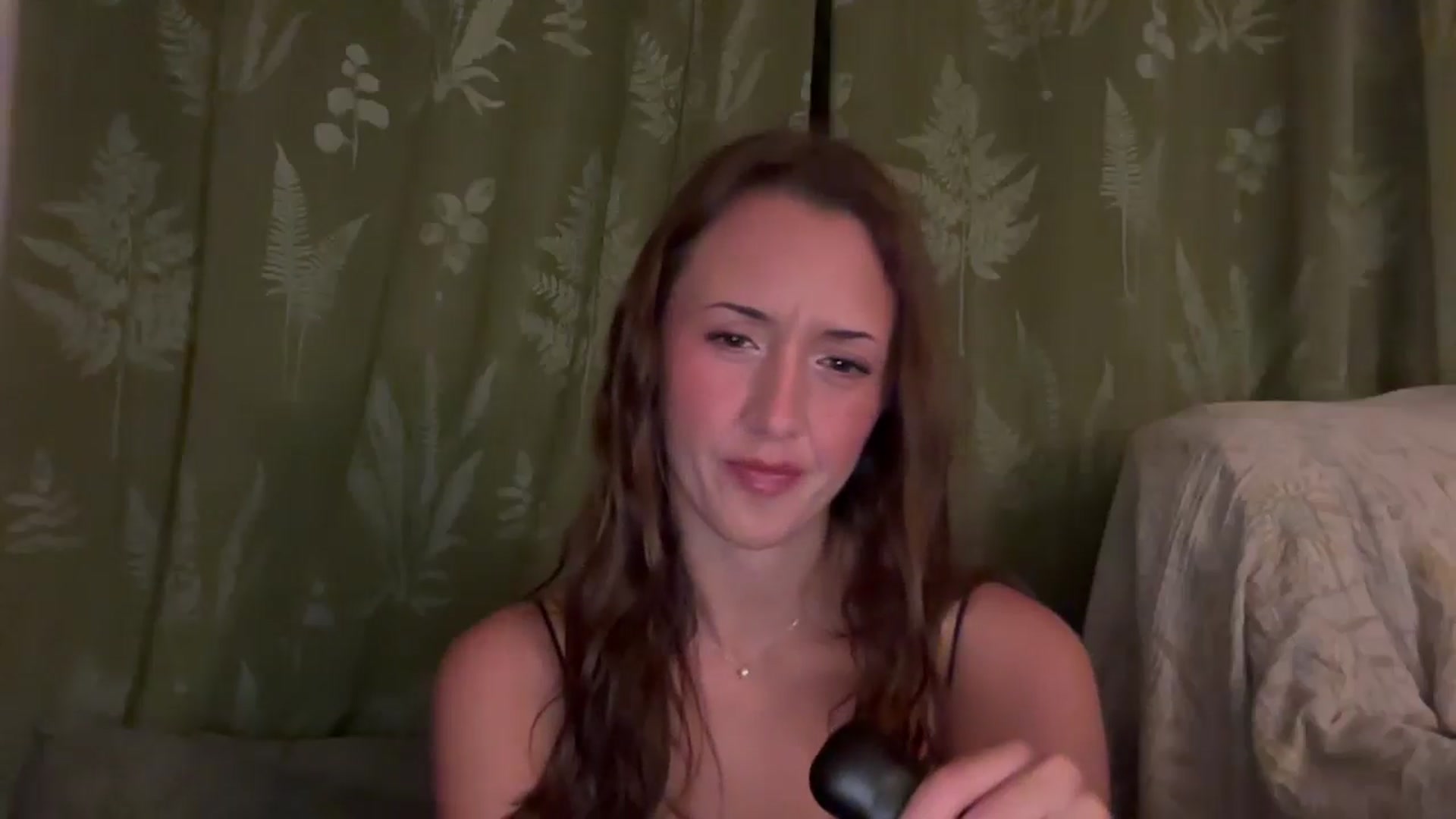 Gallery image thumbnail from SarahBttrfly's myfreecams stream on, 11/23/2025, 03:28 image 7 of 20