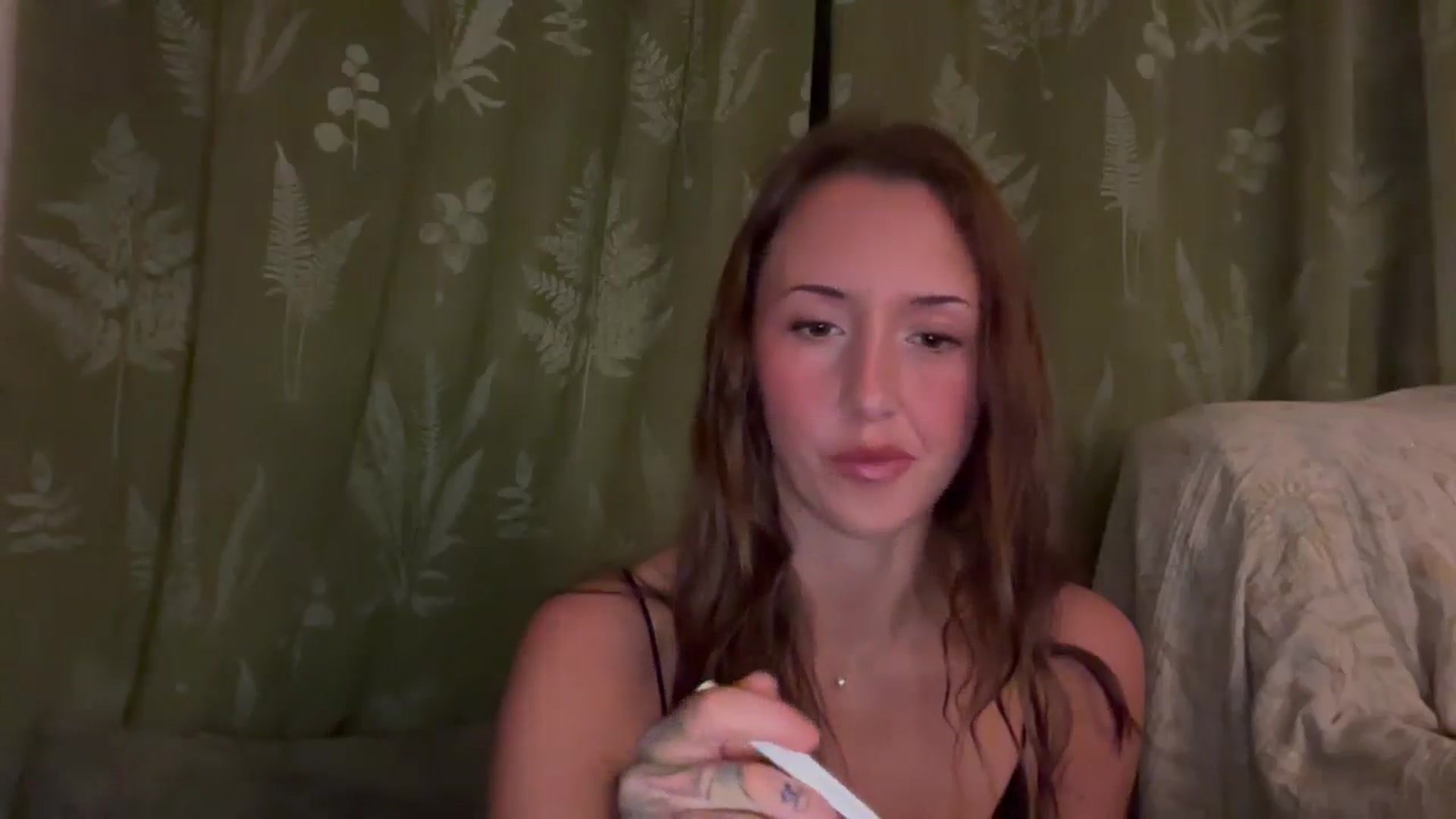Gallery image thumbnail from SarahBttrfly's myfreecams stream on, 11/23/2025, 03:28 image 4 of 20