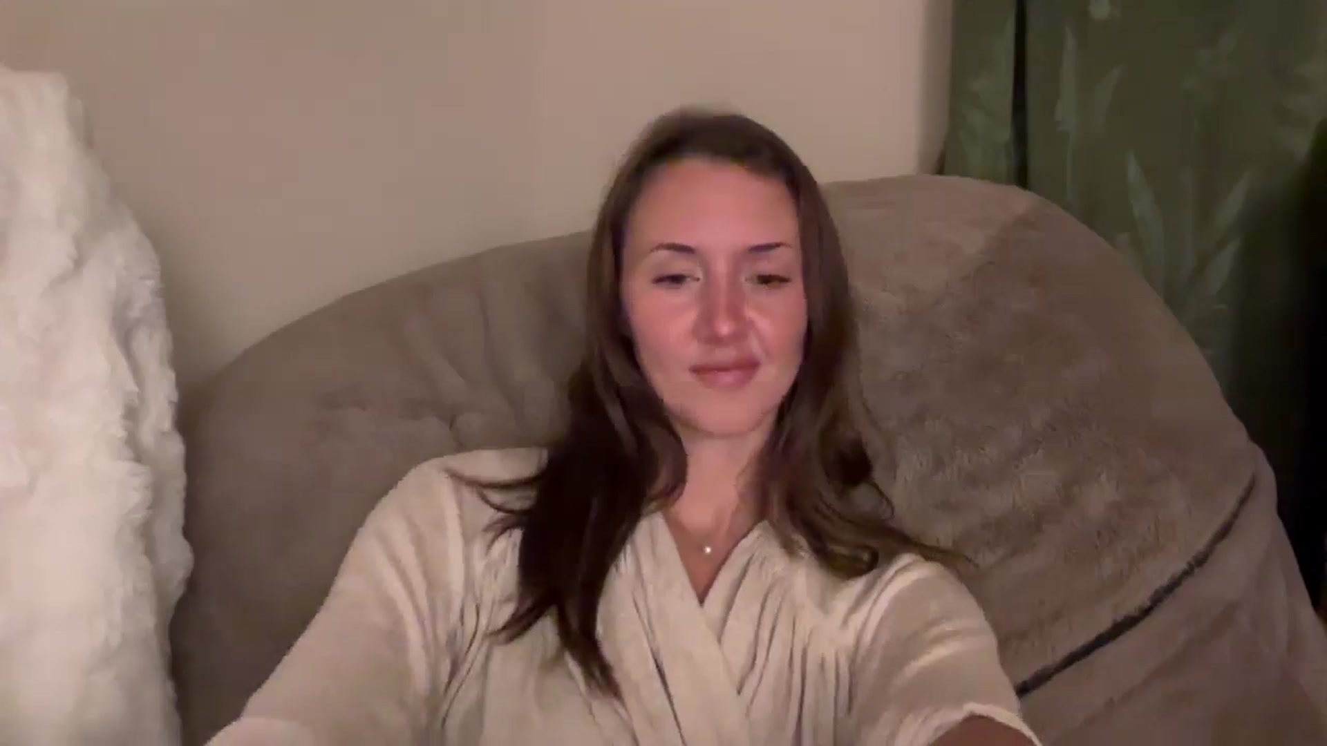 Gallery image thumbnail from SarahBttrfly's myfreecams stream on, 12/15/2025, 04:03 image 8 of 20