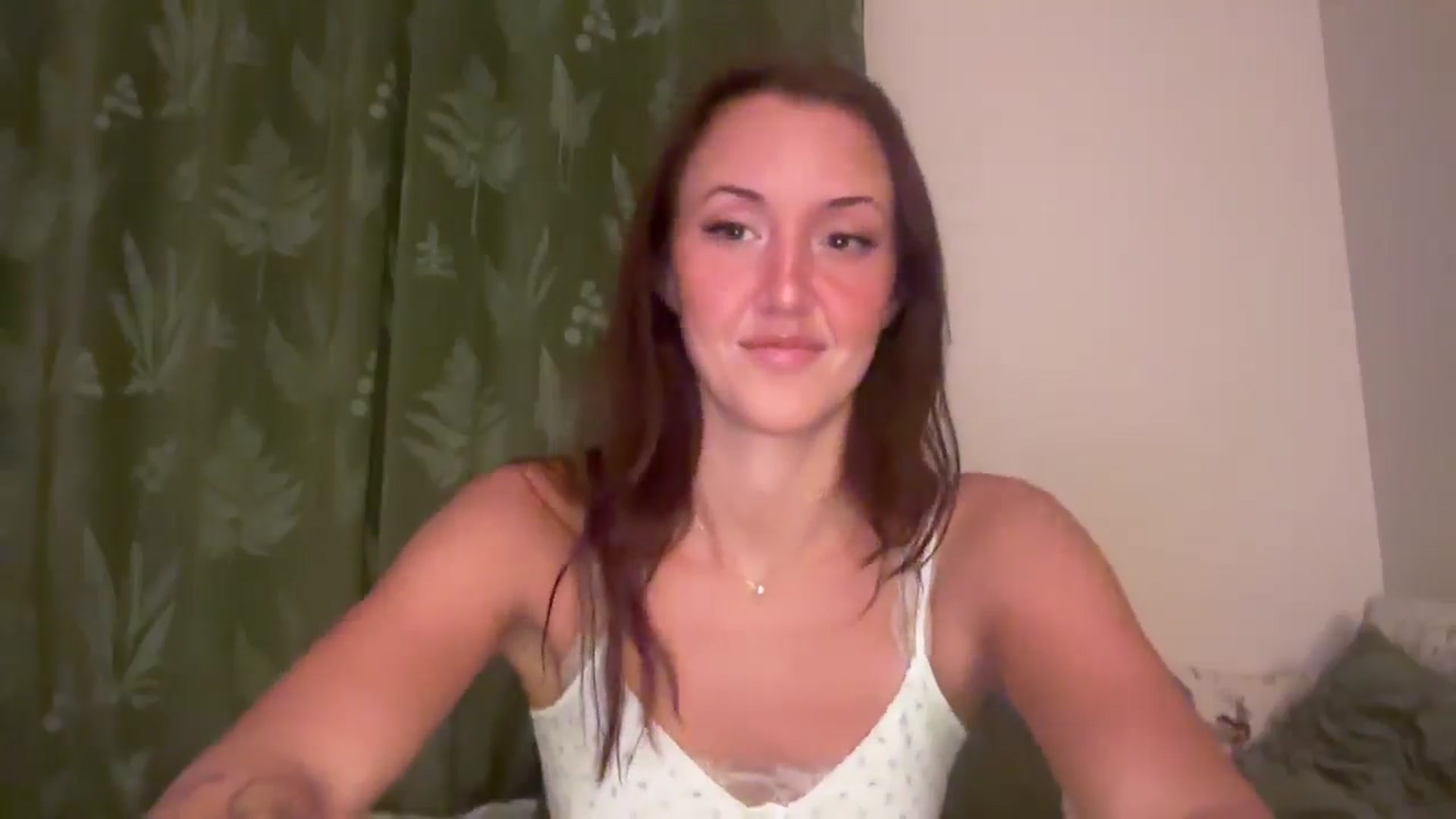 Gallery image thumbnail from SarahBttrfly's myfreecams stream on, 12/21/2025, 04:37 image 14 of 20