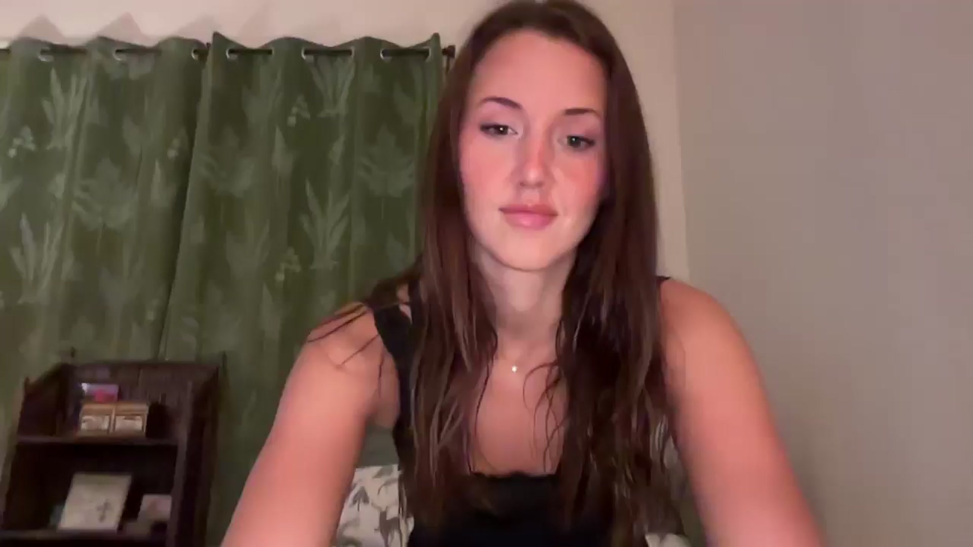 Gallery image thumbnail from SarahBttrfly's myfreecams stream on, 12/22/2025, 01:34 image 19 of 20