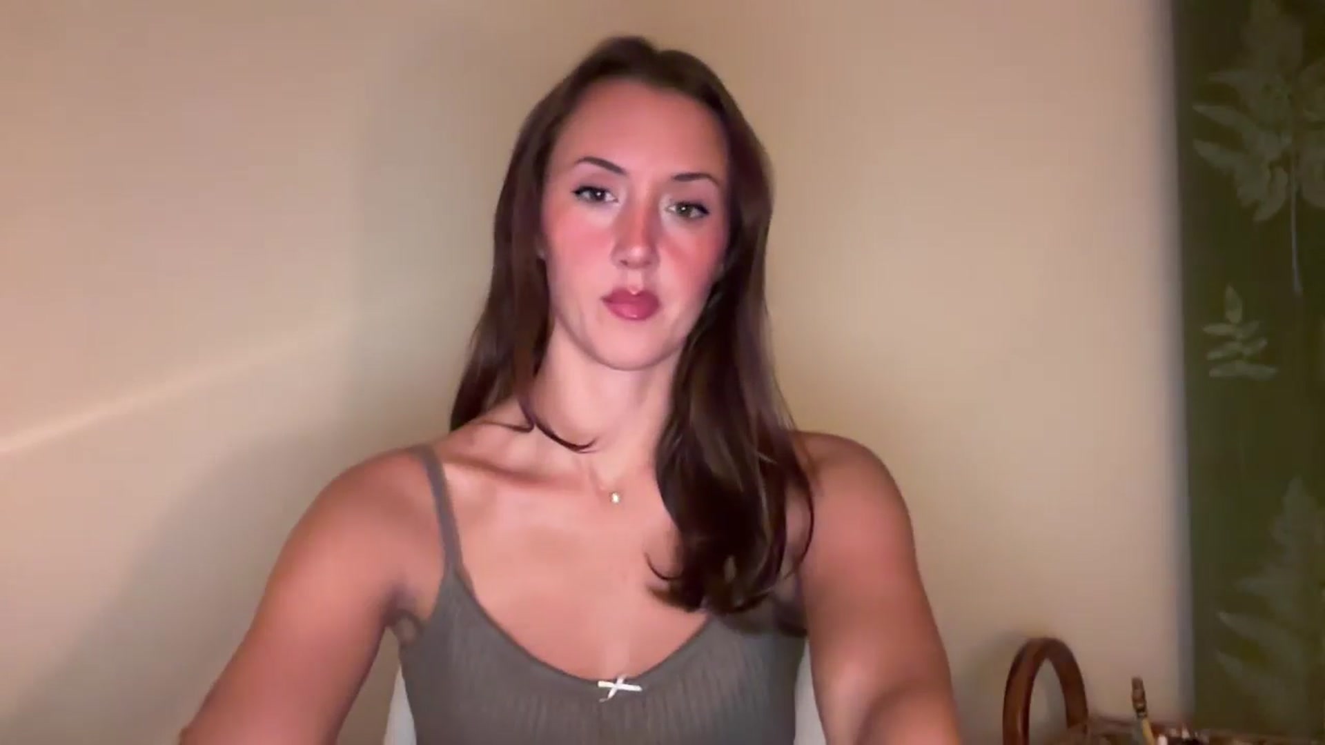 Gallery image thumbnail from SarahBttrfly's myfreecams stream on, 01/07/2026, 02:30 image 6 of 20