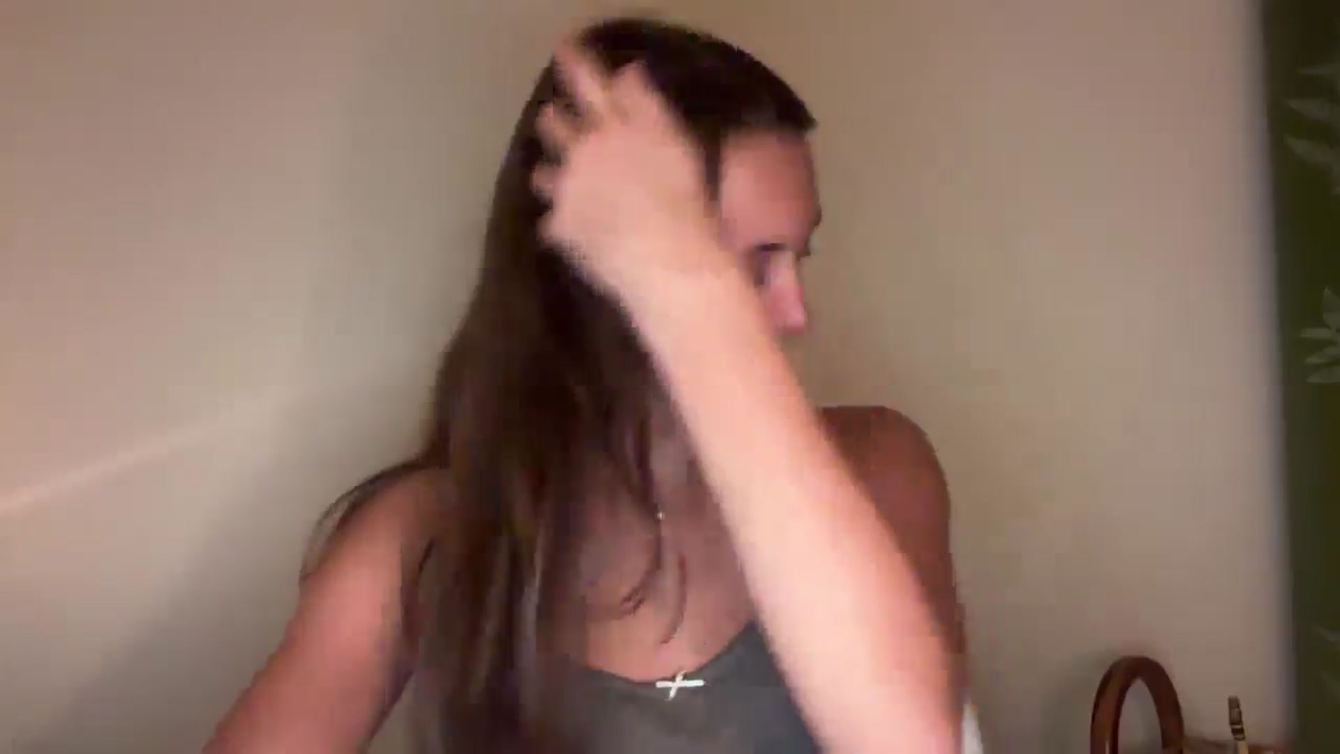 Gallery image thumbnail from SarahBttrfly's myfreecams stream on, 01/07/2026, 03:01 image 18 of 20