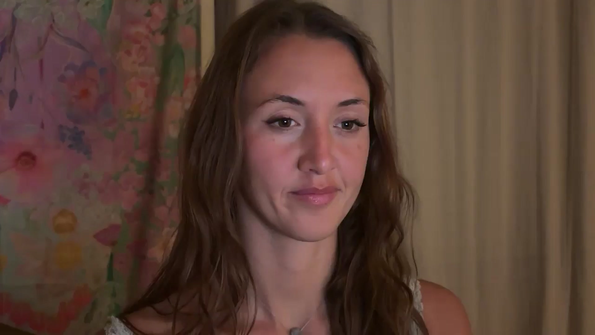 Gallery image thumbnail from SarahBttrfly's myfreecams stream on, 04/17/2026, 04:32 image 9 of 20