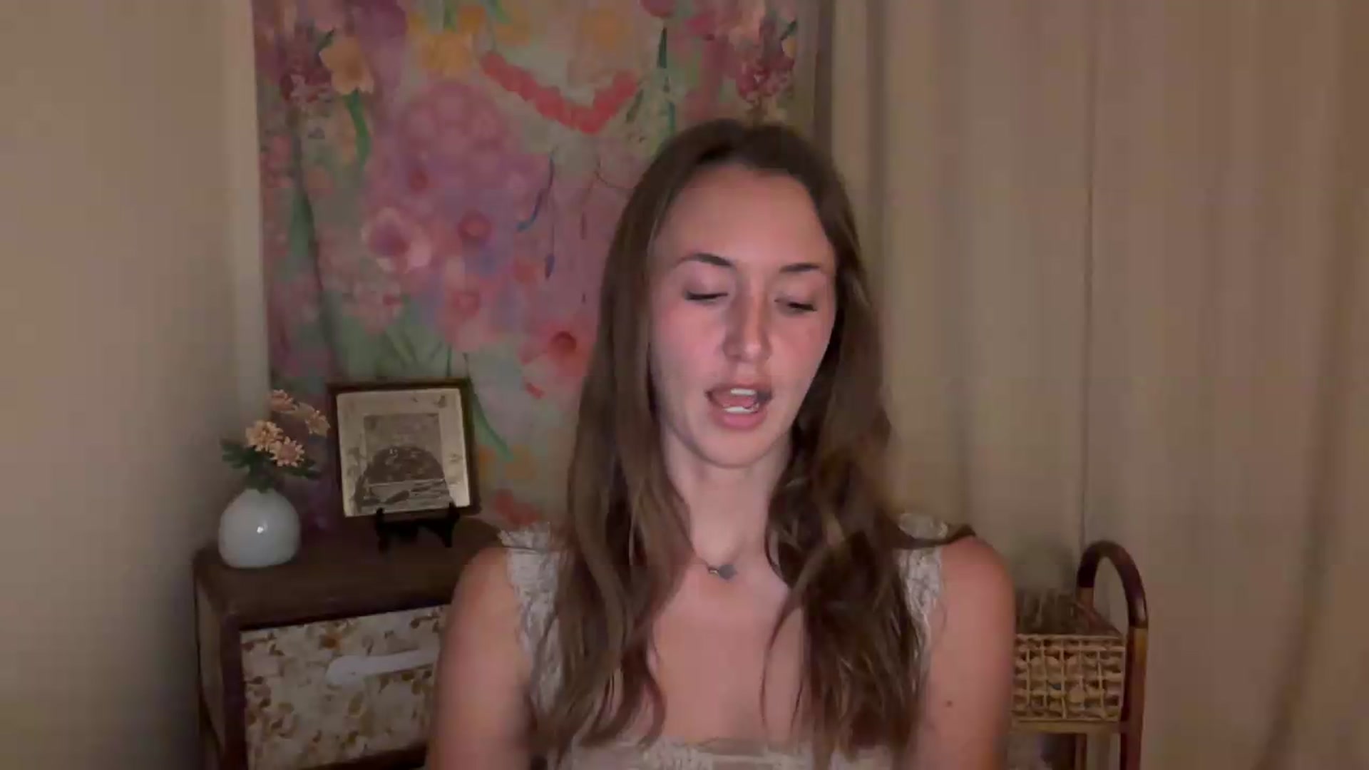 Gallery image thumbnail from SarahBttrfly's myfreecams stream on, 05/12/2026, 02:51 image 18 of 20