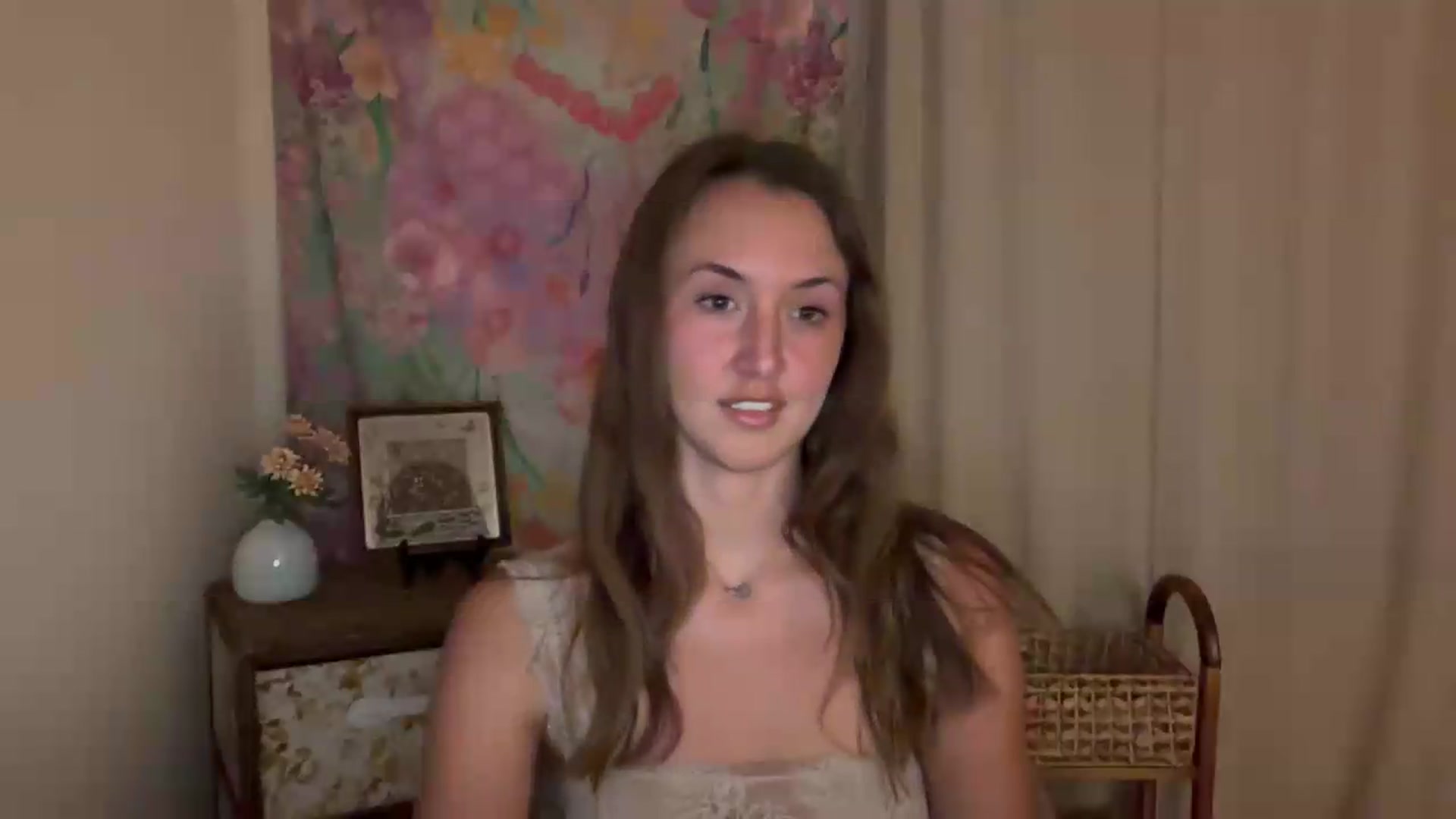 Gallery image thumbnail from SarahBttrfly's myfreecams stream on, 05/12/2026, 02:51 image 15 of 20