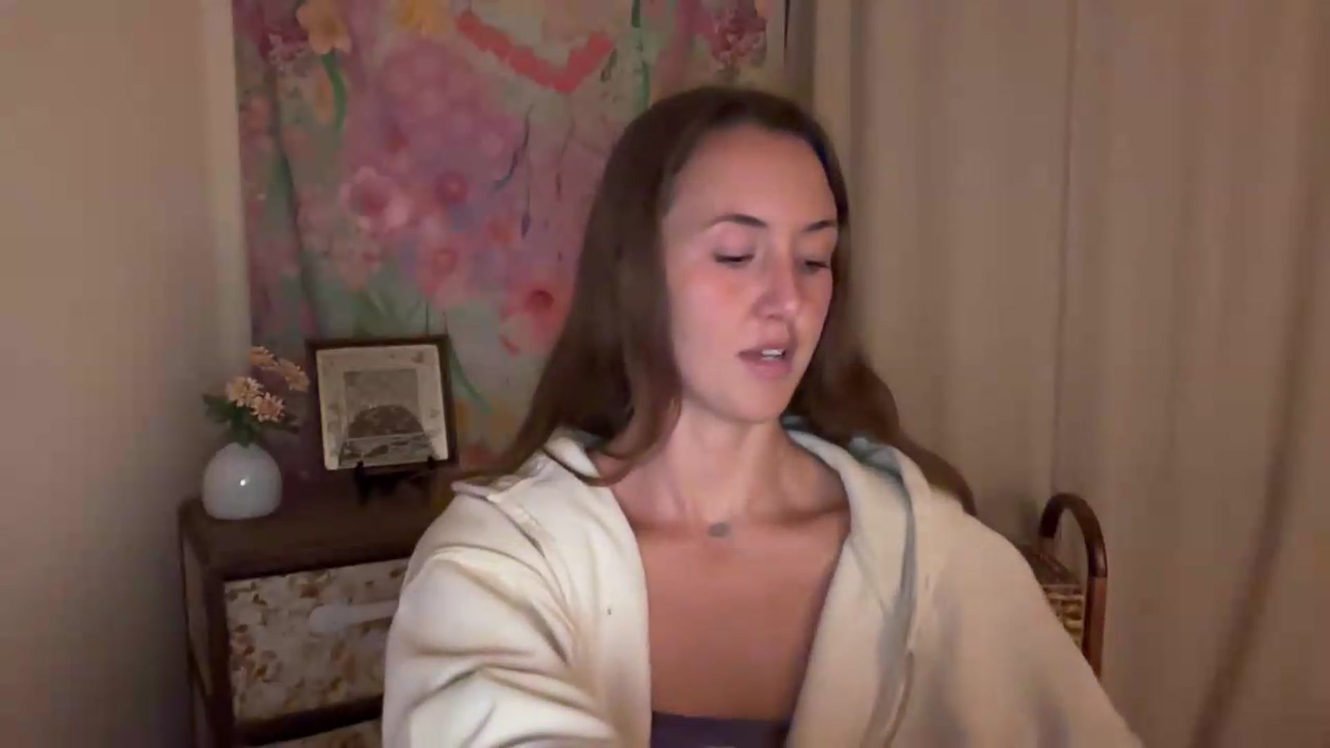 Gallery image thumbnail from SarahBttrfly's myfreecams stream on, 05/12/2026, 04:52 image 3 of 20