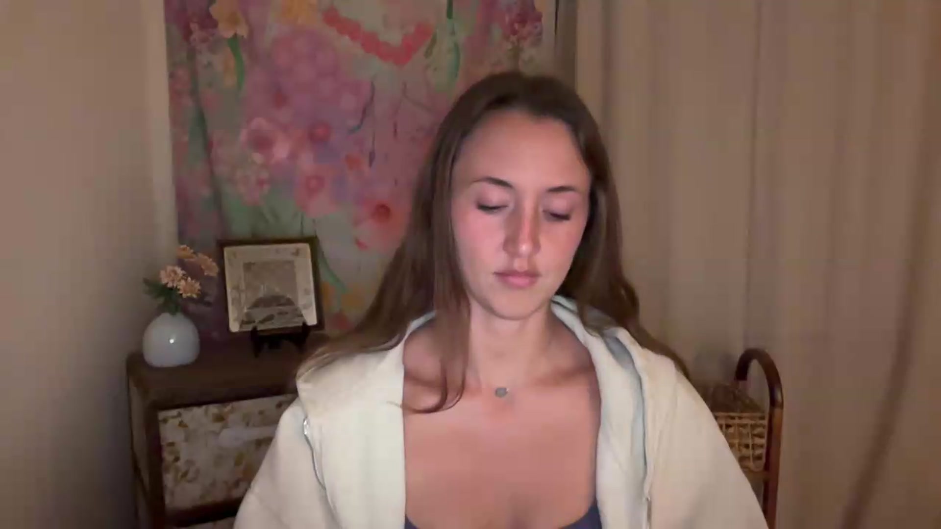 Gallery image thumbnail from SarahBttrfly's myfreecams stream on, 05/12/2026, 04:52 image 6 of 20
