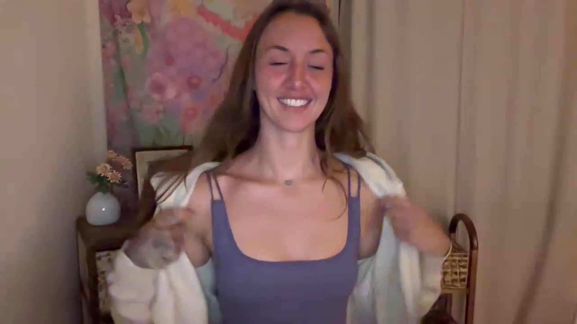 Gallery image thumbnail from SarahBttrfly's myfreecams stream on, 05/12/2026, 04:52 image 13 of 20