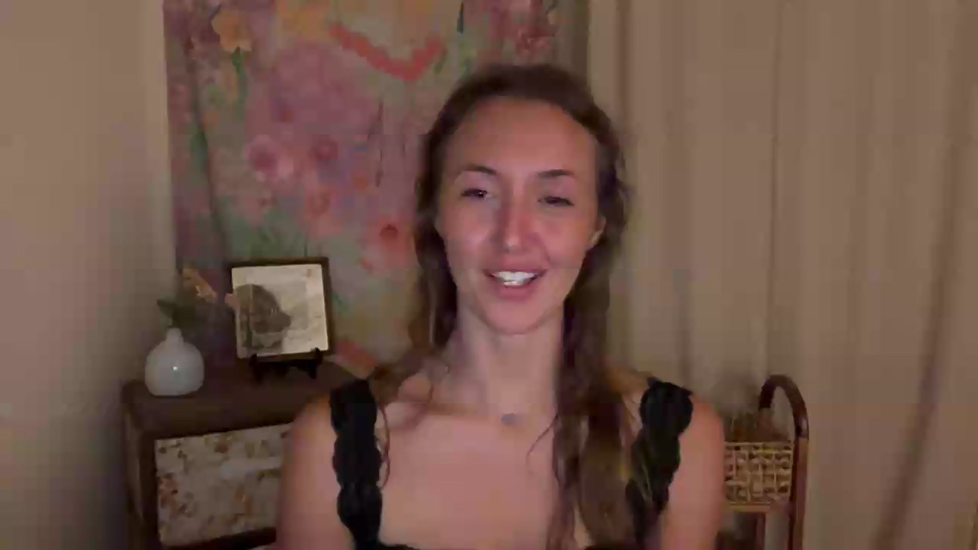 Gallery image thumbnail from SarahBttrfly's myfreecams stream on, 05/19/2026, 04:11 image 1 of 20