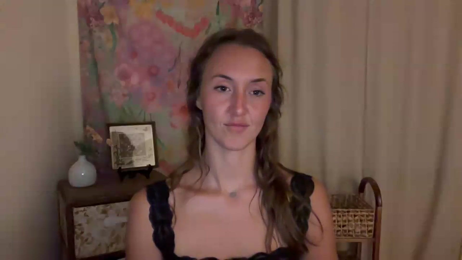 Gallery image thumbnail from SarahBttrfly's myfreecams stream on, 05/19/2026, 04:11 image 7 of 20