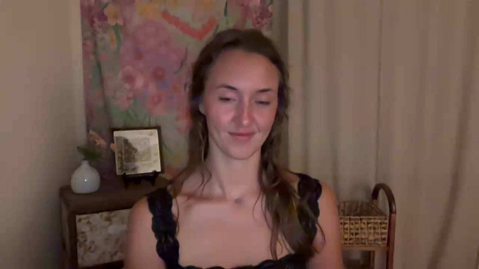 Gallery image thumbnail from SarahBttrfly's myfreecams stream on, 05/19/2026, 04:11 image 11 of 20