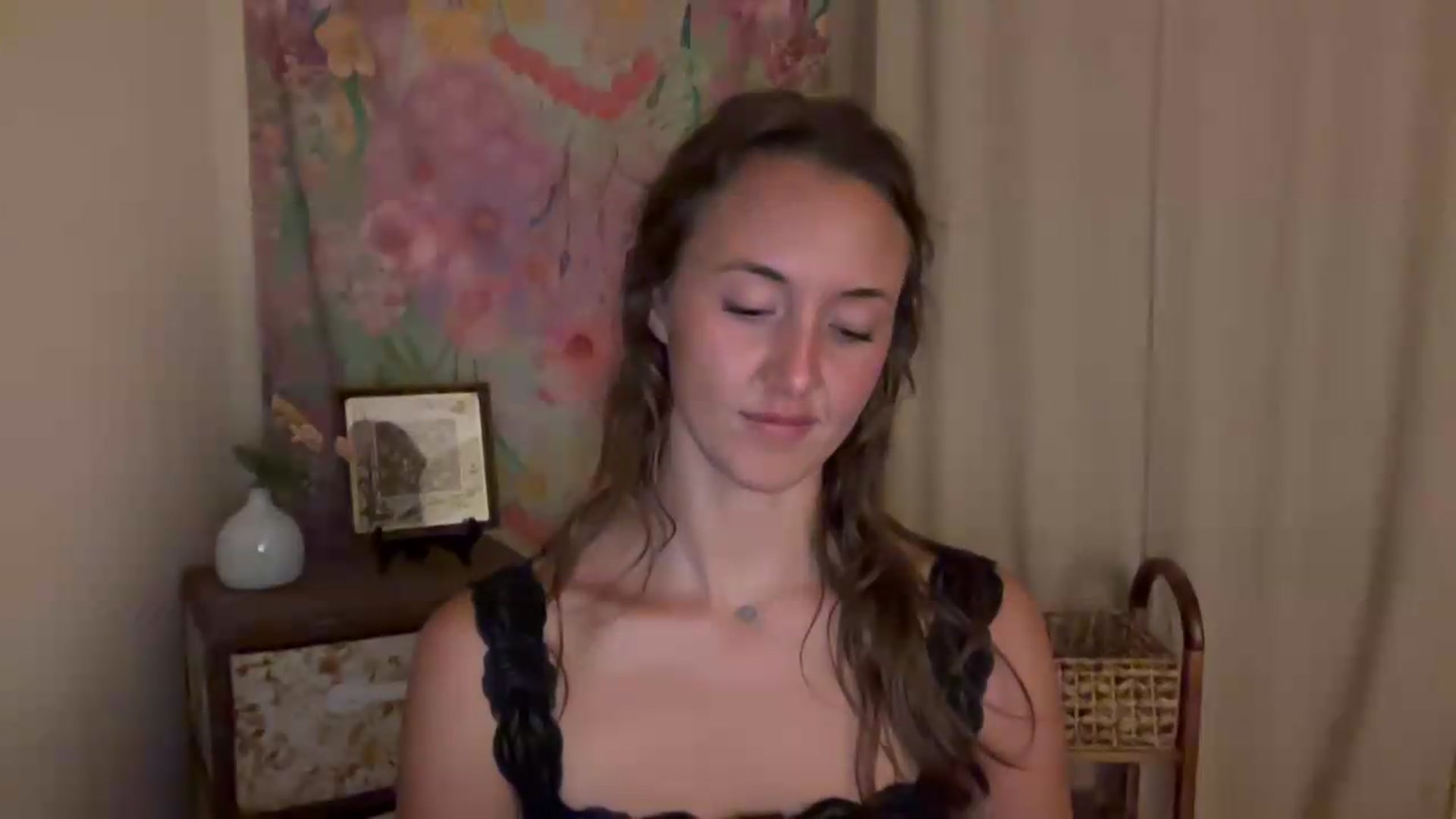 Gallery image thumbnail from SarahBttrfly's myfreecams stream on, 05/19/2026, 04:11 image 6 of 20
