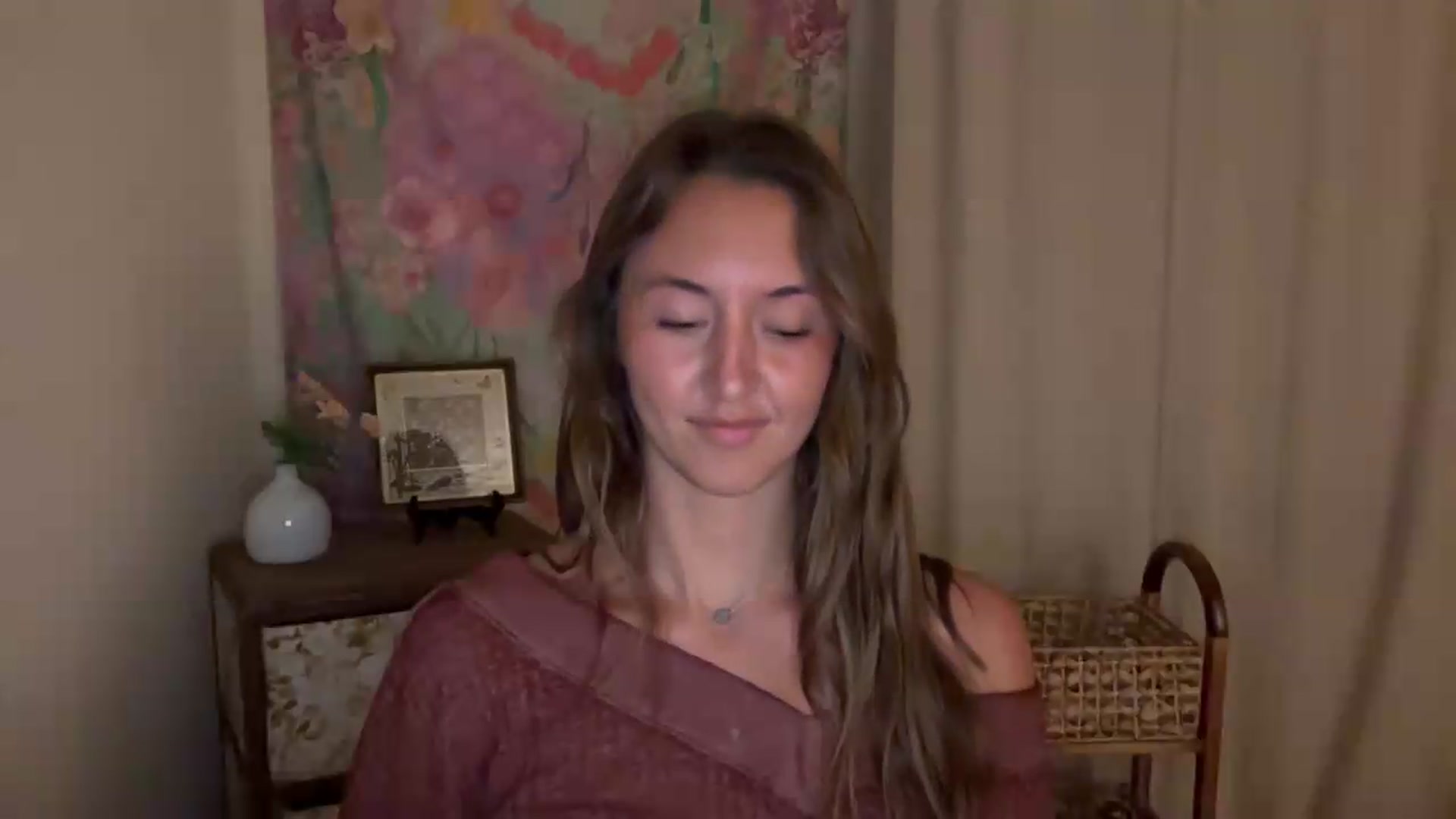 Gallery image thumbnail from SarahBttrfly's myfreecams stream on, 05/22/2026, 03:54 image 11 of 20
