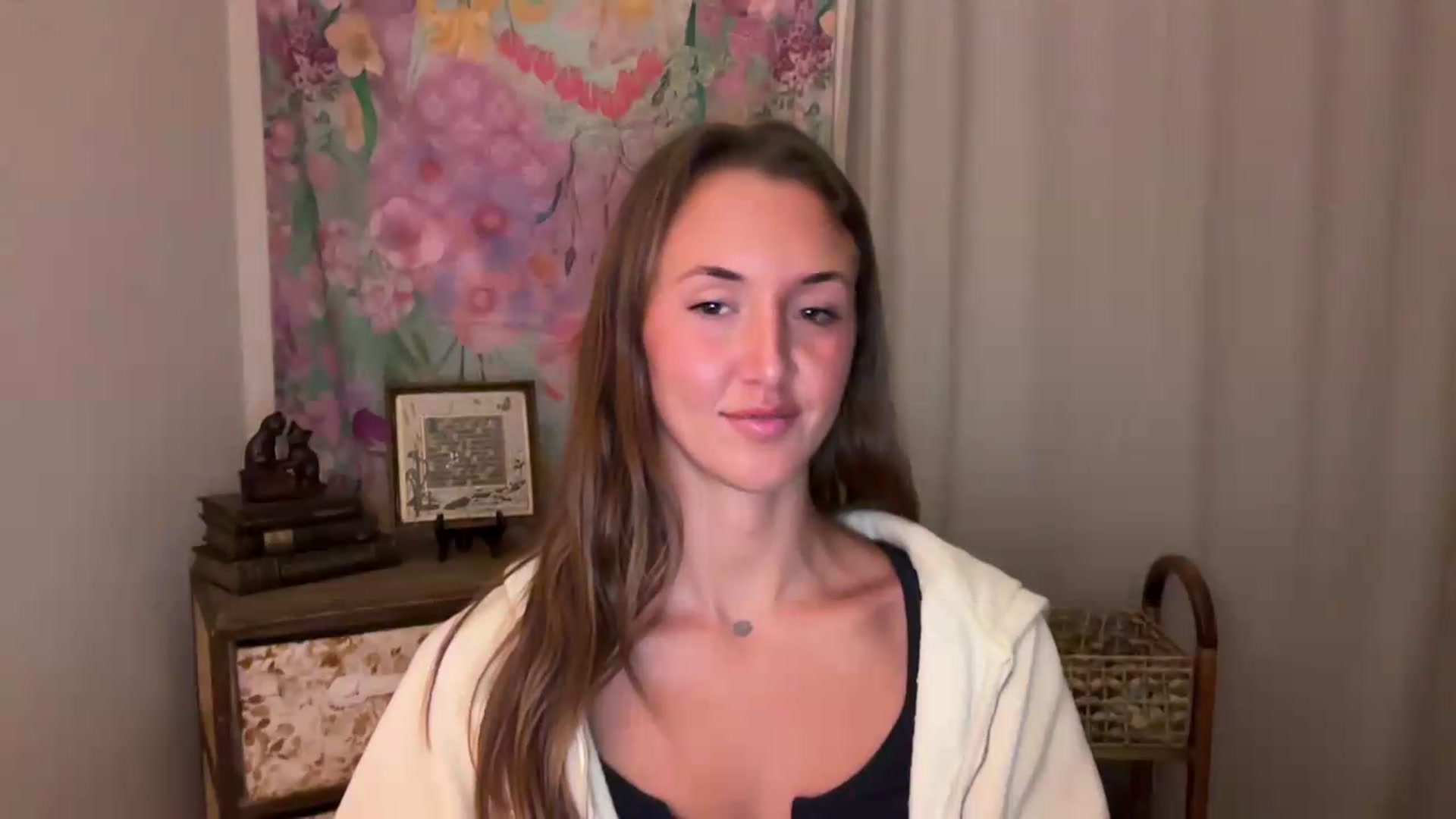 Gallery image thumbnail from SarahBttrfly's myfreecams stream on, 05/29/2026, 02:59 image 18 of 20