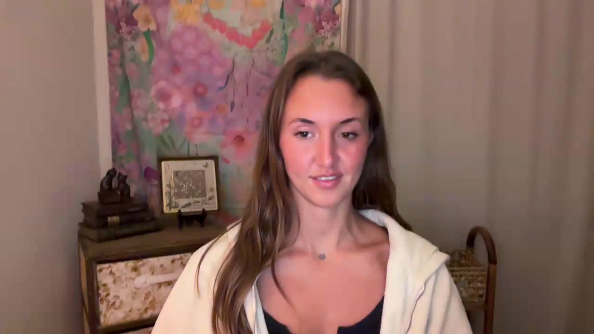 Gallery image thumbnail from SarahBttrfly's myfreecams stream on, 05/29/2026, 02:59 image 16 of 20