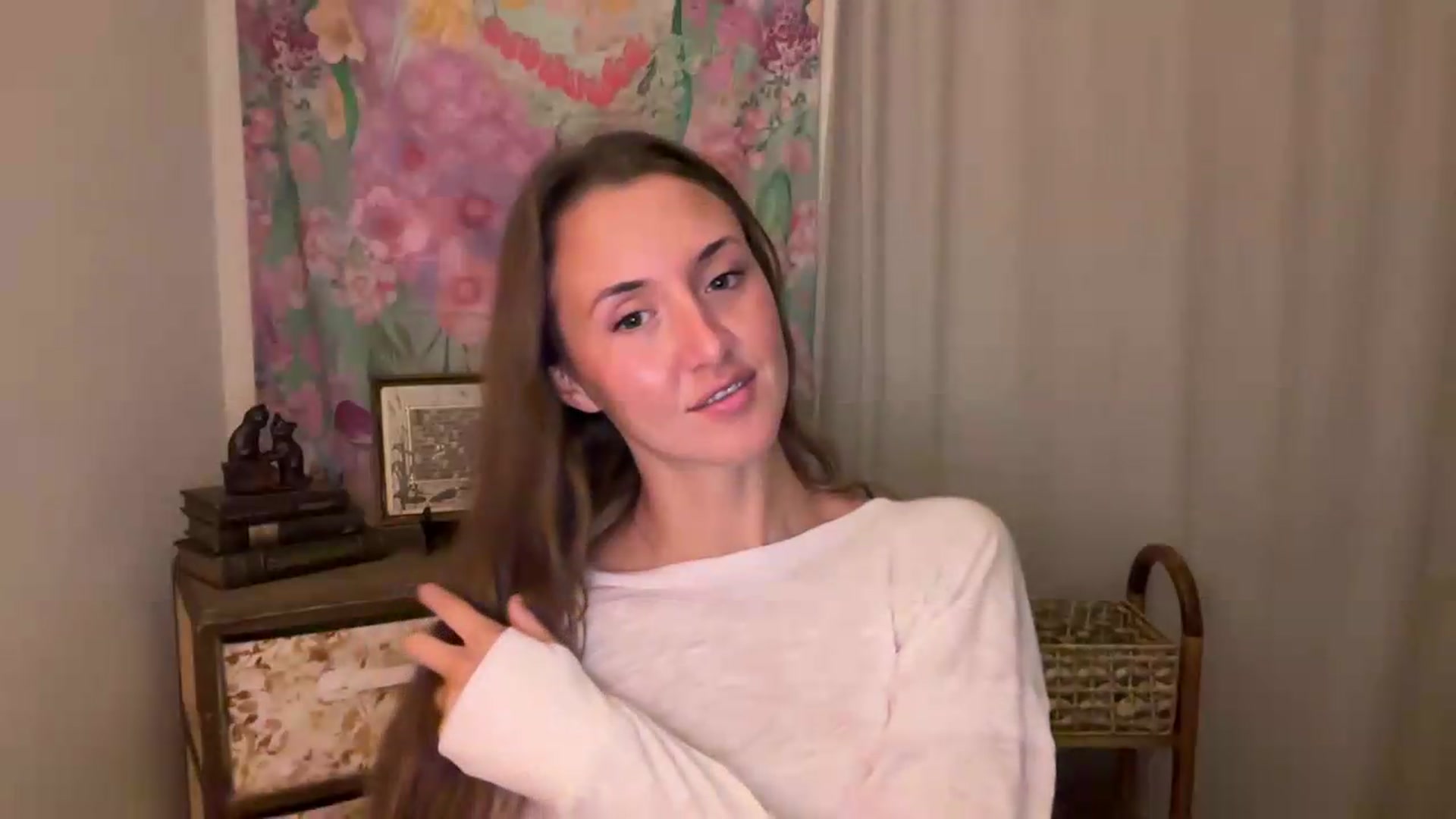 Gallery image thumbnail from SarahBttrfly's myfreecams stream on, 05/30/2026, 03:12 image 9 of 20