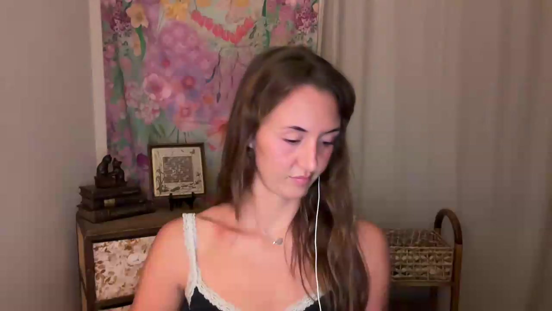 Gallery image thumbnail from SarahBttrfly's myfreecams stream on, 06/02/2026, 03:29 image 16 of 20