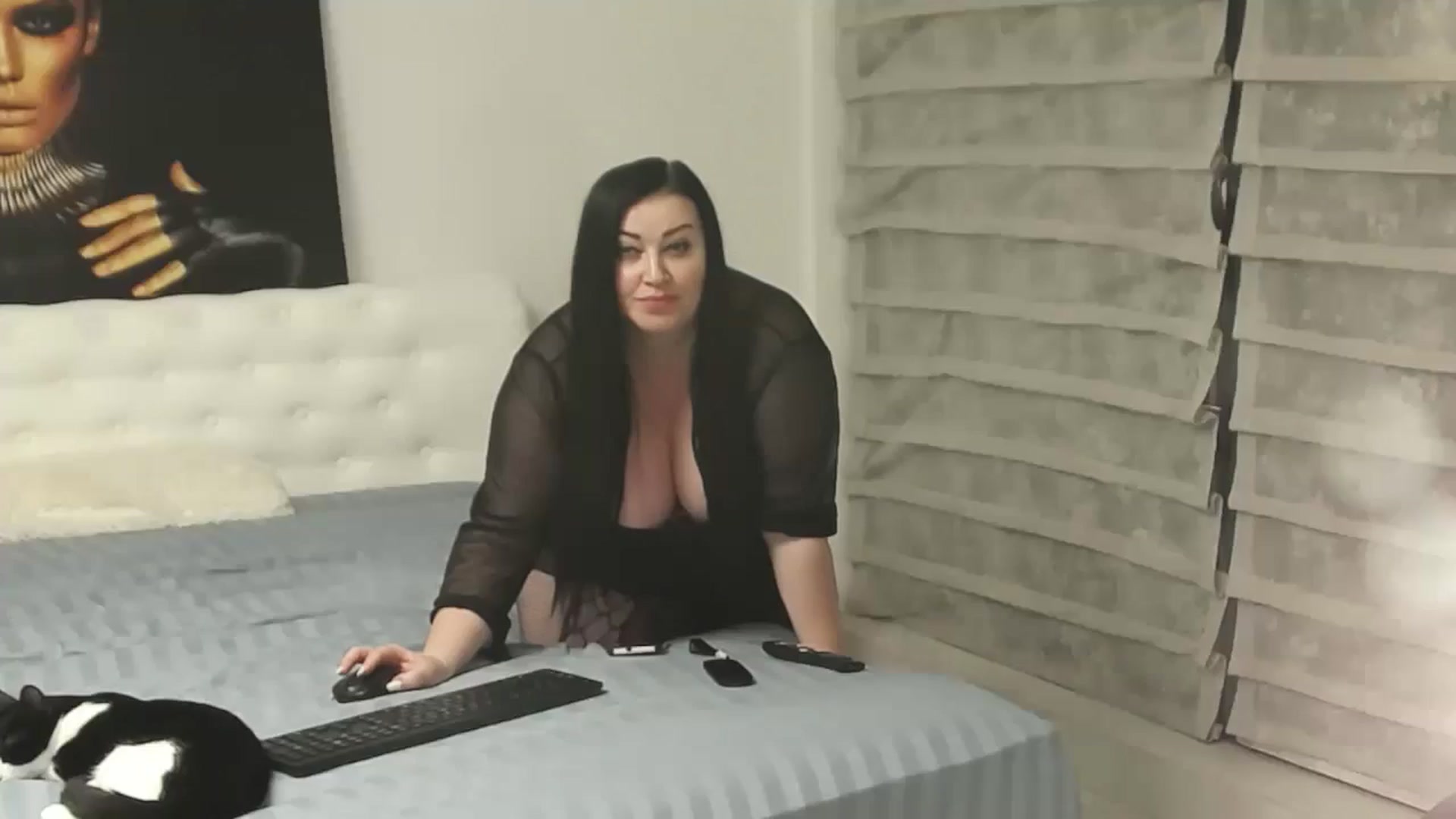 Gallery image thumbnail from SarahCopper's myfreecams stream on, 02/19/2025, 10:07 image 1 of 20
