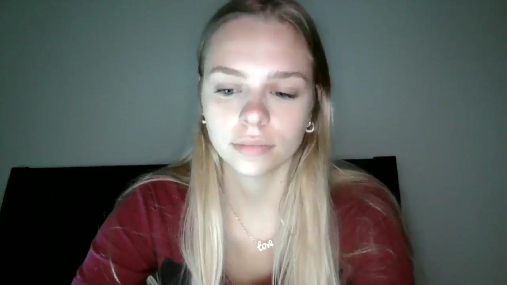 Gallery image thumbnail from SarahFlowers's myfreecams stream on, 06/03/2025, 23:25 image 7 of 20