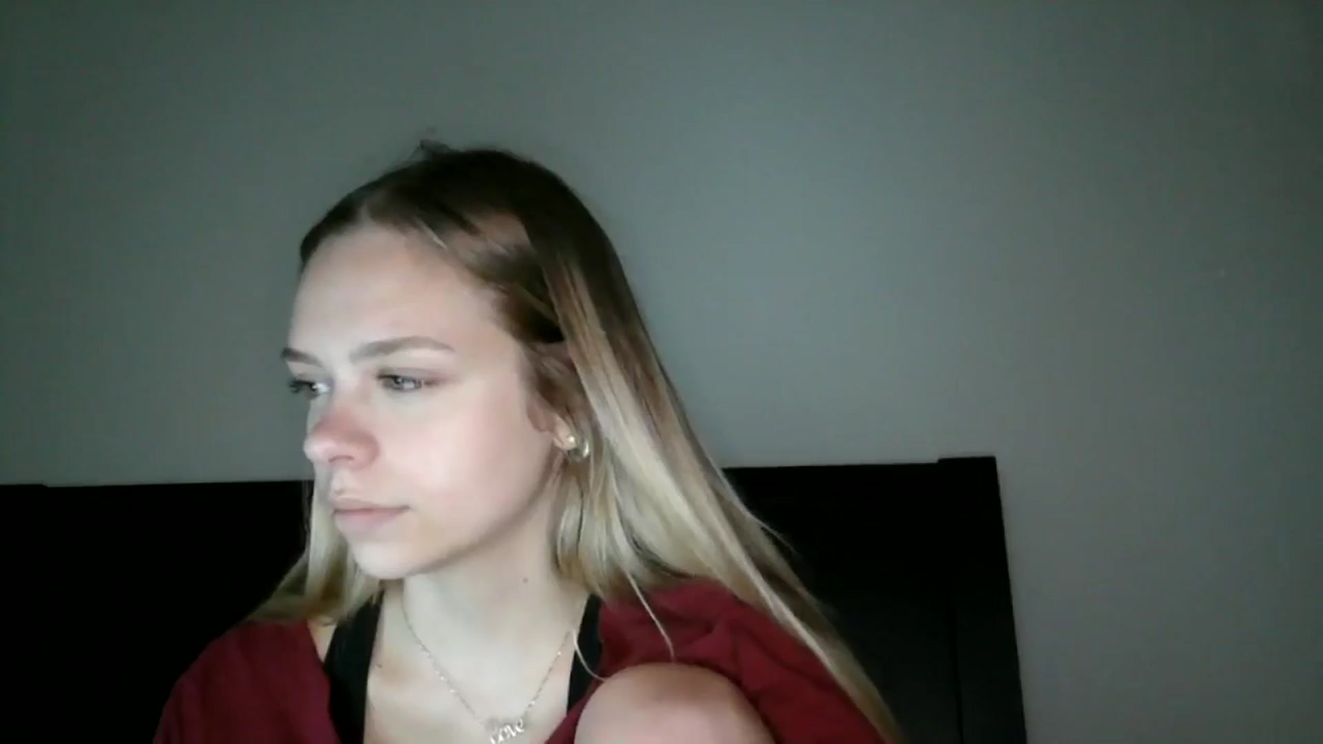 Gallery image thumbnail from SarahFlowers's myfreecams stream on, 06/03/2025, 23:25 image 3 of 20