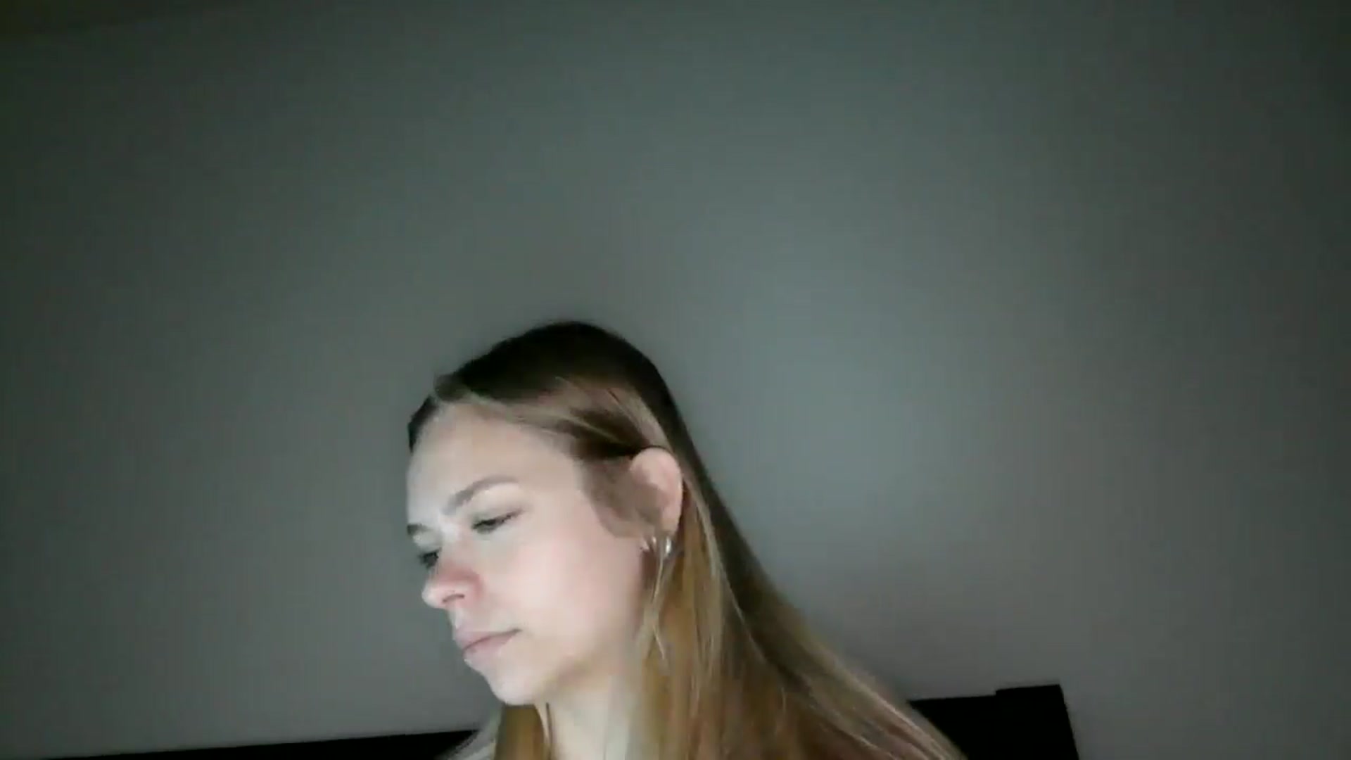 Gallery image thumbnail from SarahFlowers's myfreecams stream on, 06/03/2025, 23:25 image 9 of 20
