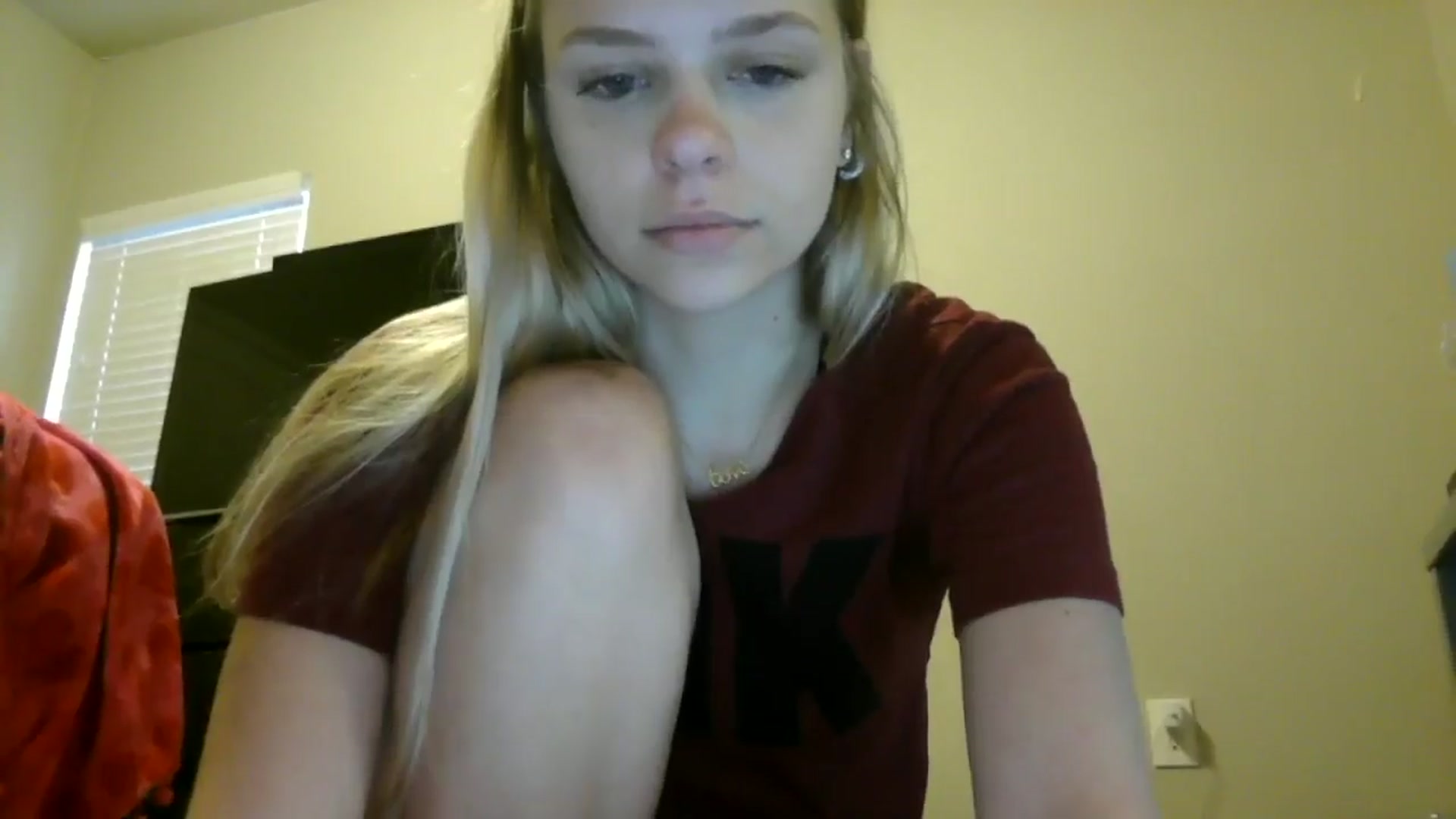 Gallery image thumbnail from SarahFlowers's myfreecams stream on, 06/04/2025, 24:00 image 9 of 20