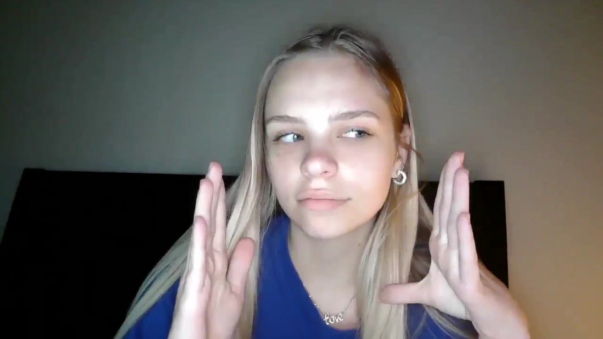 Gallery image thumbnail from SarahFlowers's myfreecams stream on, 06/05/2025, 24:00 image 14 of 20