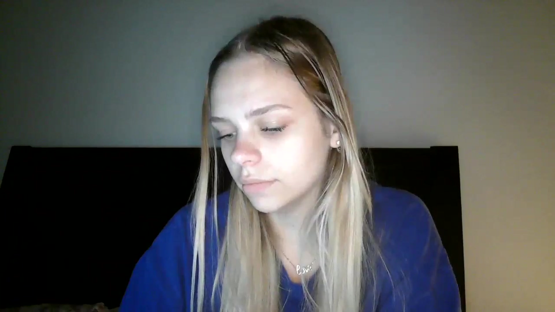 Gallery image thumbnail from SarahFlowers's myfreecams stream on, 06/05/2025, 24:00 image 3 of 20