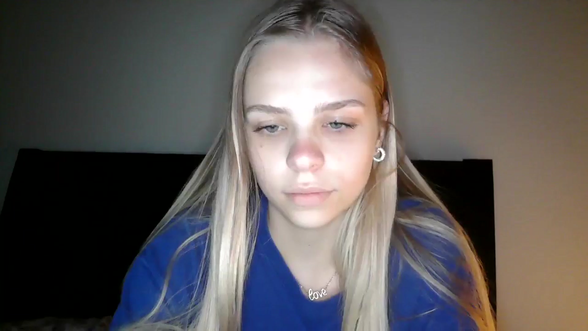 Gallery image thumbnail from SarahFlowers's myfreecams stream on, 06/05/2025, 24:00 image 13 of 20