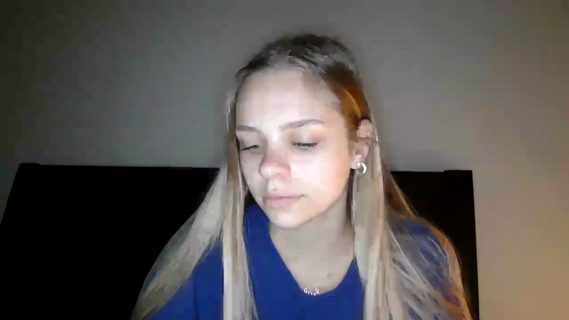 Gallery image thumbnail from SarahFlowers's myfreecams stream on, 06/05/2025, 24:00 image 8 of 20